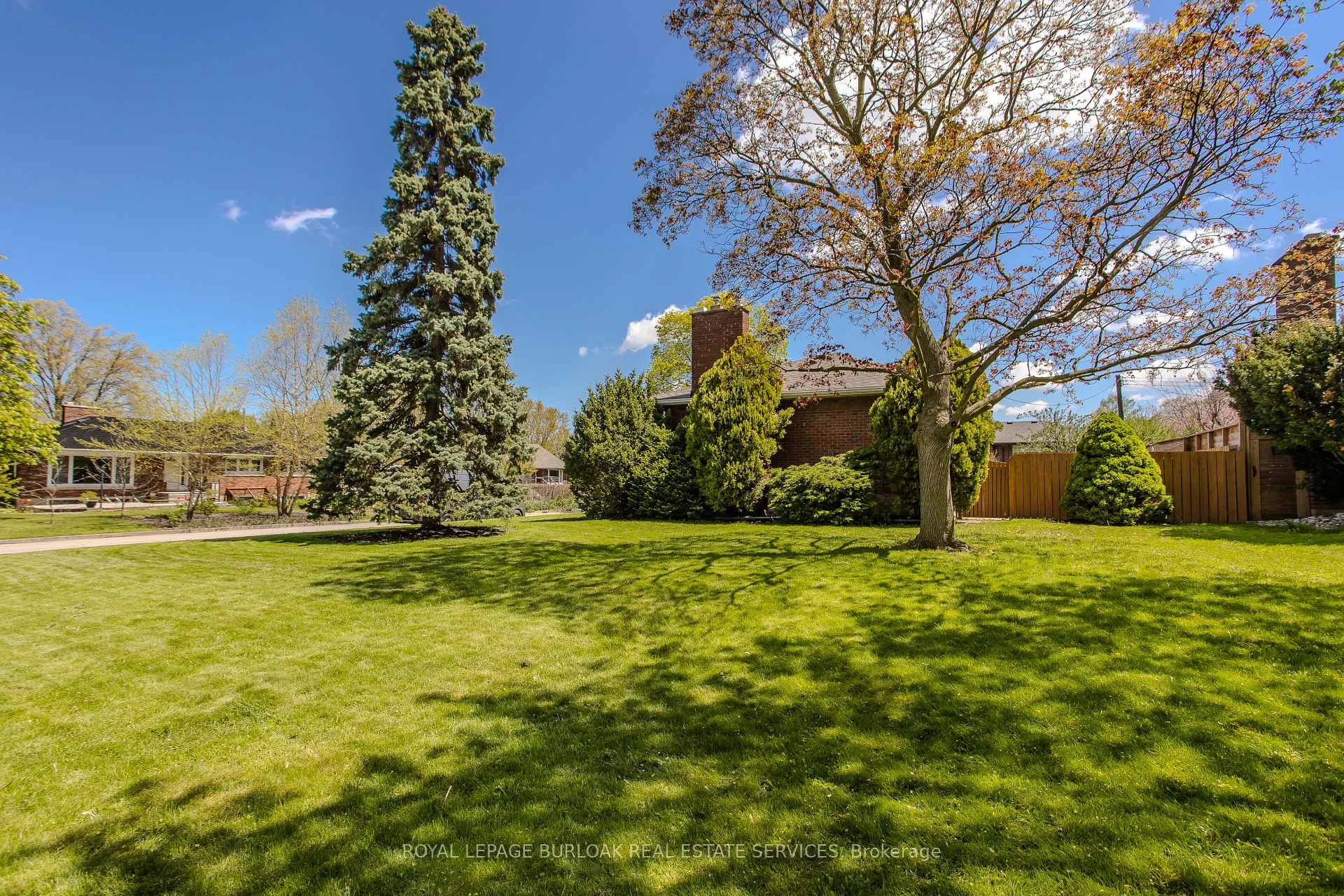 Photo 2 of 2 Glenbarr Road, St. Catharines, Glendale/Glenridge — HOMEH