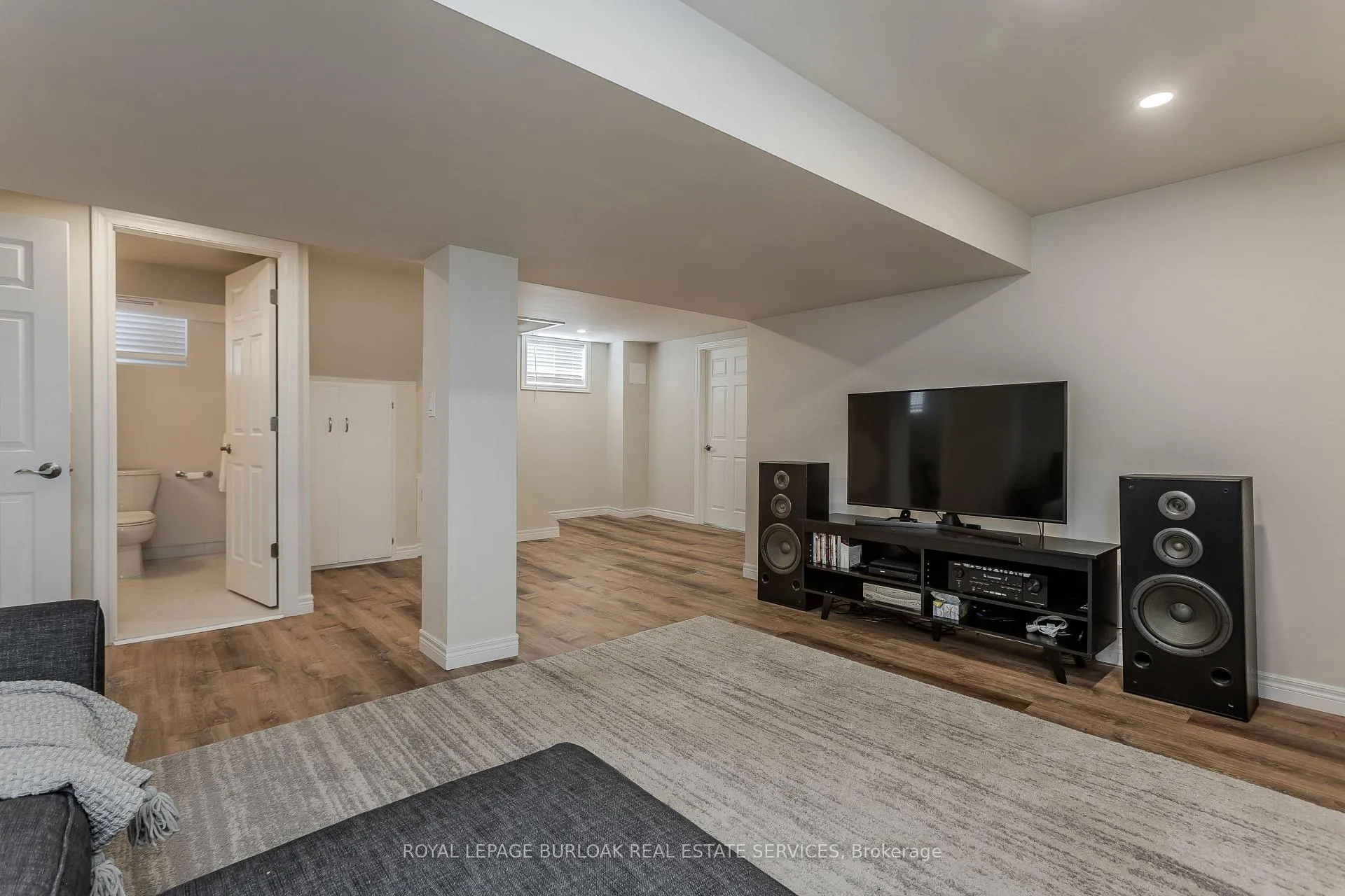 Photo 23 of 2 Glenbarr Road, St. Catharines, Glendale/Glenridge — HOMEH
