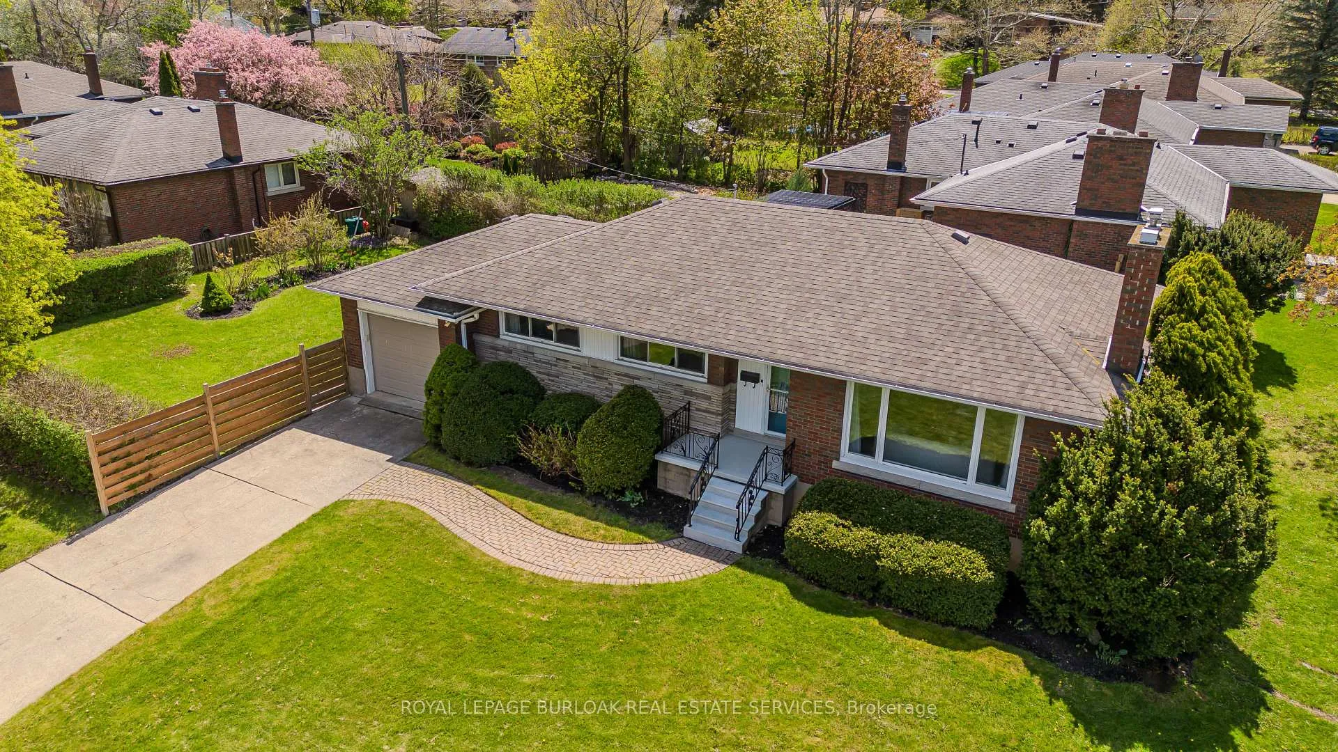 Photo 37 of 2 Glenbarr Road, St. Catharines, Glendale/Glenridge — HOMEH