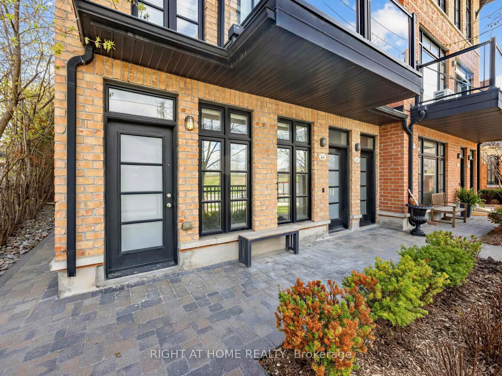 Photo 25 of Unit 61, 8177 Kipling Avenue, Vaughan, West Woodbridge — HOMEH
