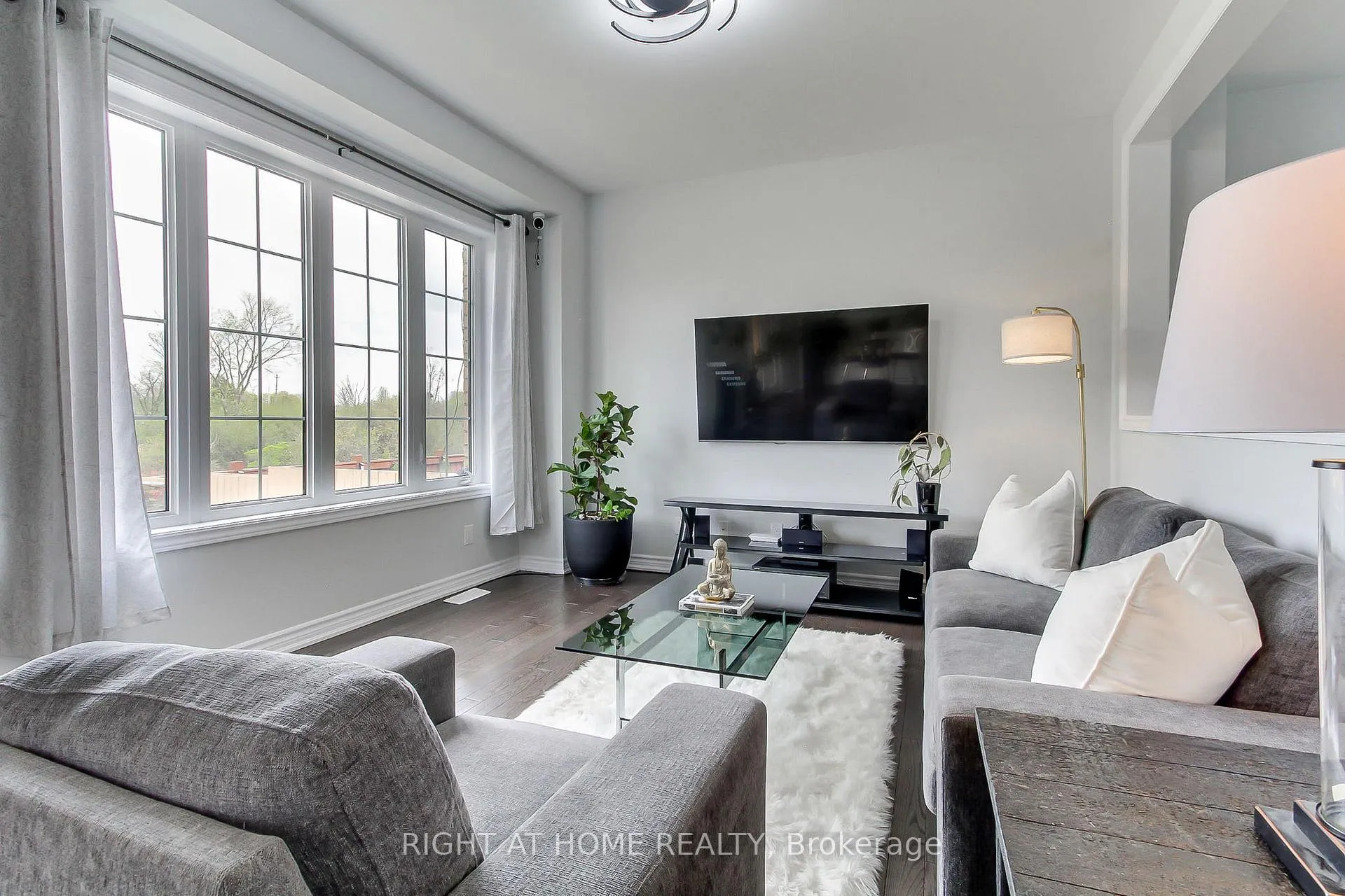 Photo 10 of 3 Bremner Street, Whitby, Rolling Acres — HOMEH