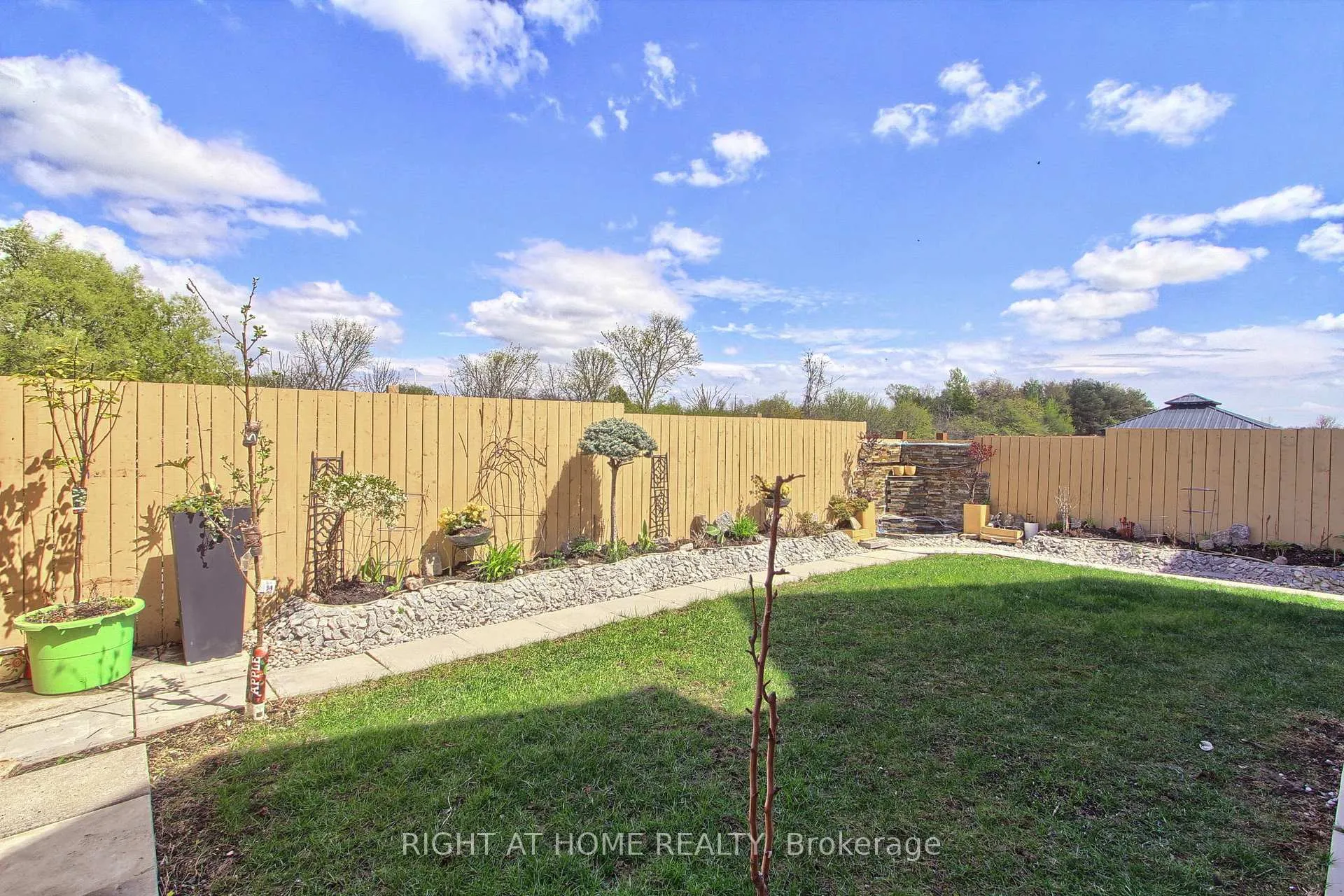Photo 46 of 3 Bremner Street, Whitby, Rolling Acres — HOMEH