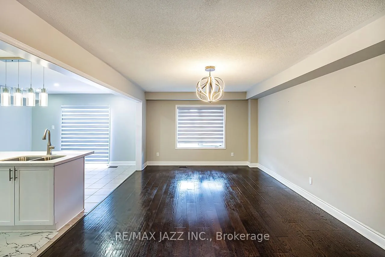 Photo 9 of 86 Sidney Rundle Avenue, Clarington, Bowmanville — HOMEH
