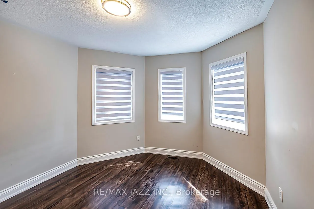 Photo 20 of 86 Sidney Rundle Avenue, Clarington, Bowmanville — HOMEH