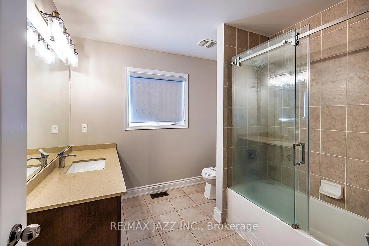 Photo 22 of 86 Sidney Rundle Avenue, Clarington, Bowmanville — HOMEH