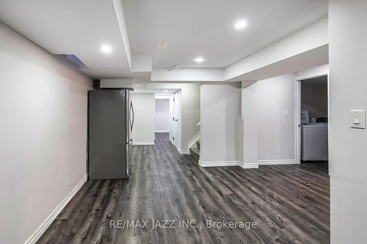 Photo 35 of 86 Sidney Rundle Avenue, Clarington, Bowmanville — HOMEH