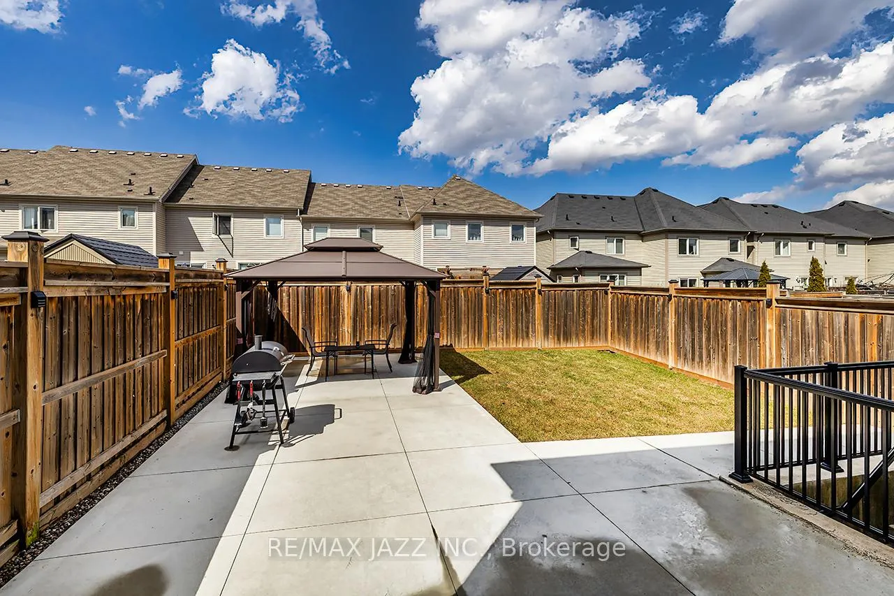 Photo 40 of 86 Sidney Rundle Avenue, Clarington, Bowmanville — HOMEH