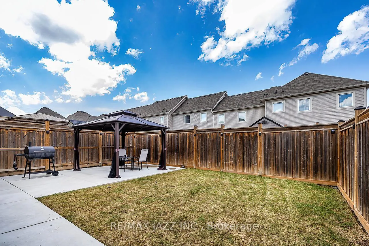 Photo 41 of 86 Sidney Rundle Avenue, Clarington, Bowmanville — HOMEH