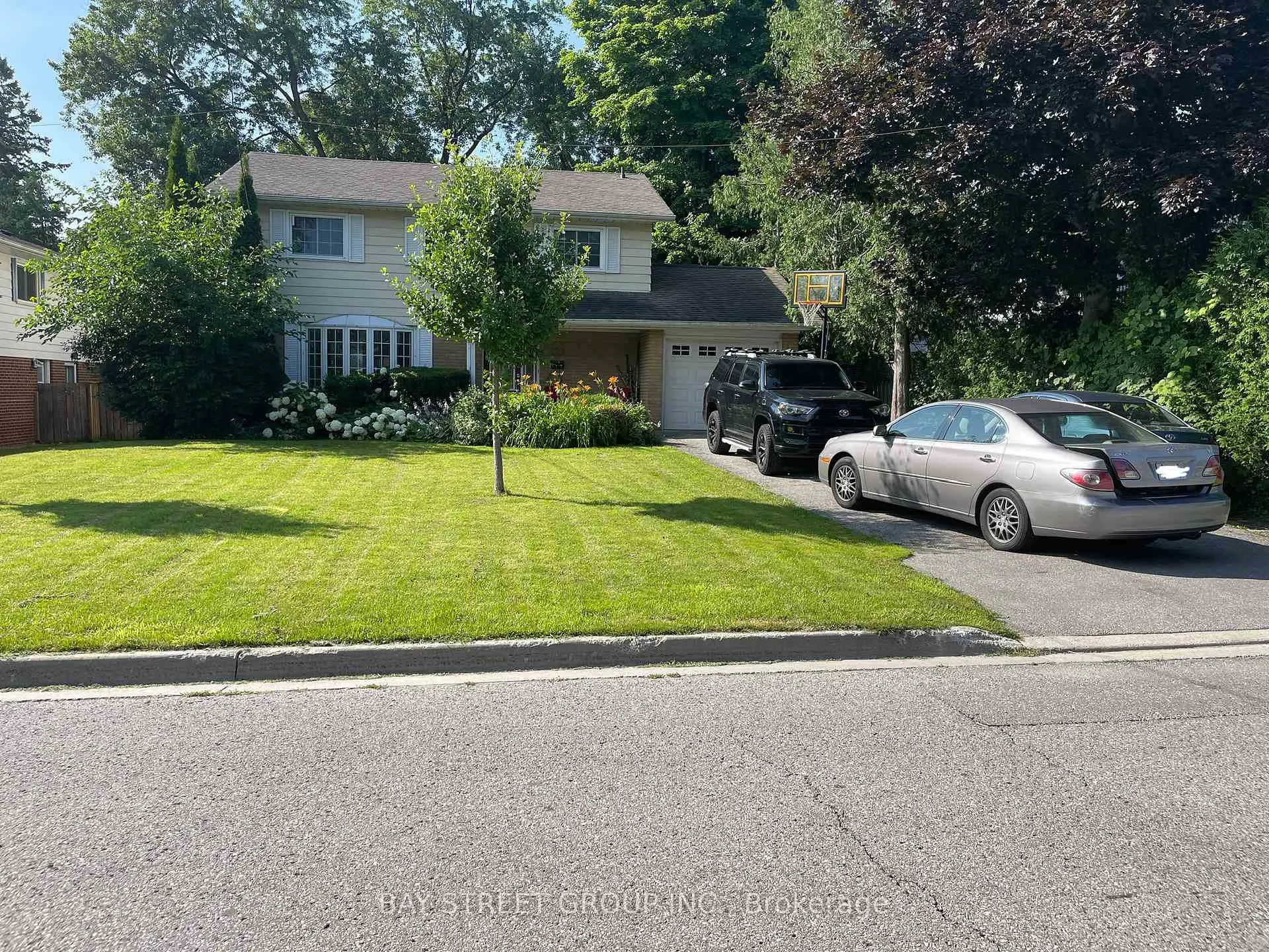Photo 1 of 129 Sherwood Forest Drive, Markham, Bullock — HOMEH
