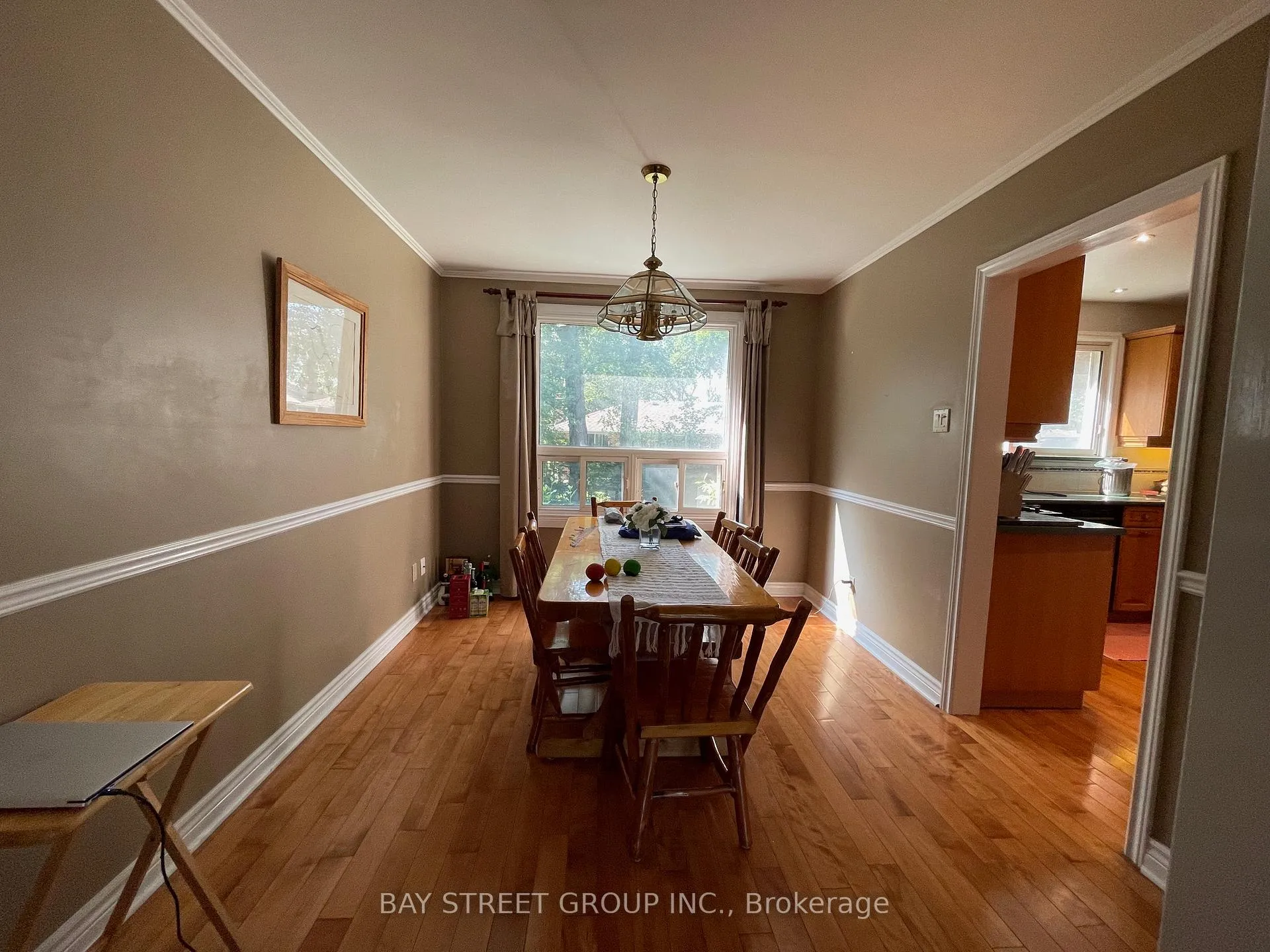 Photo 2 of 129 Sherwood Forest Drive, Markham, Bullock — HOMEH