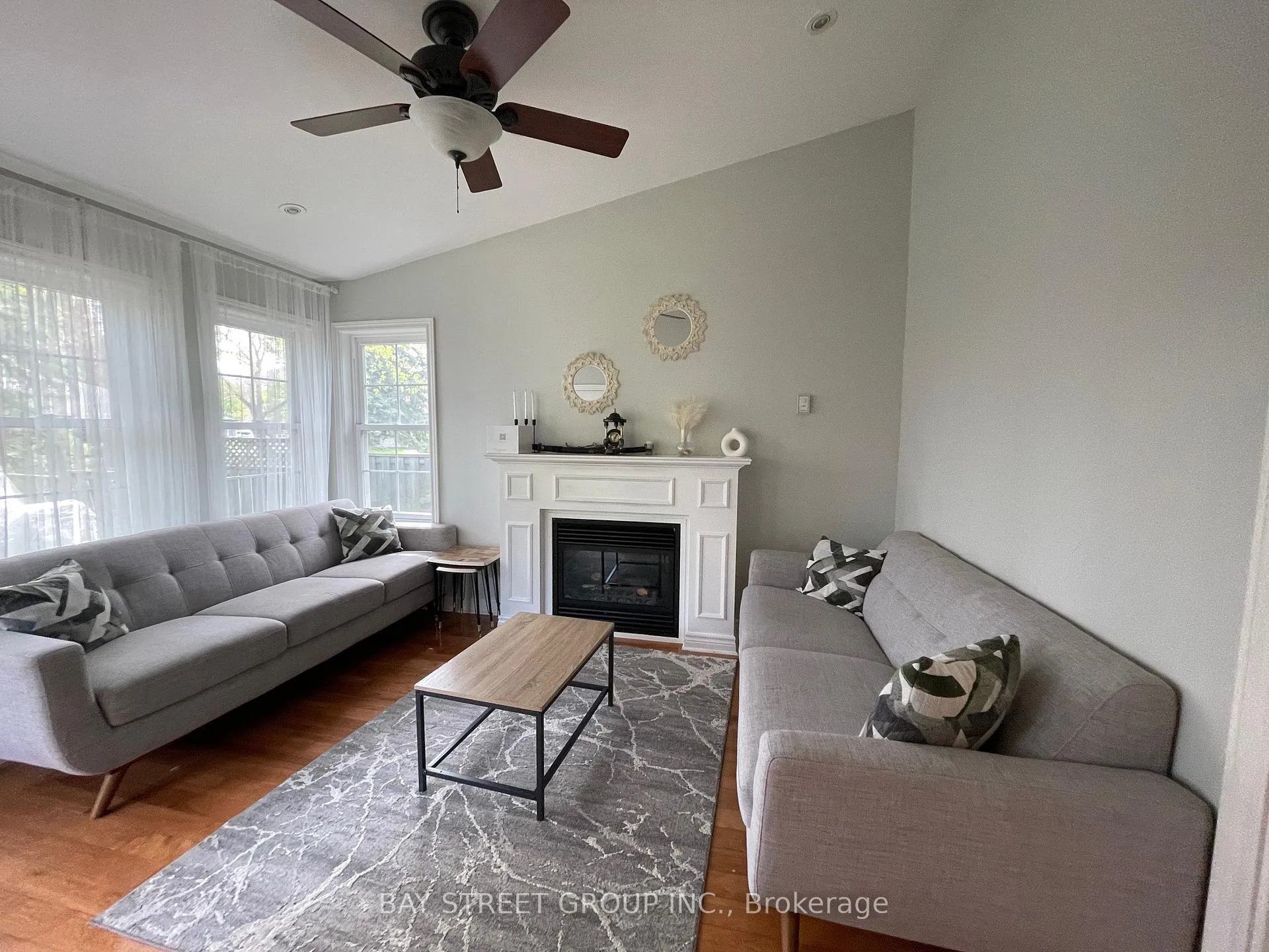 Photo 10 of 129 Sherwood Forest Drive, Markham, Bullock — HOMEH