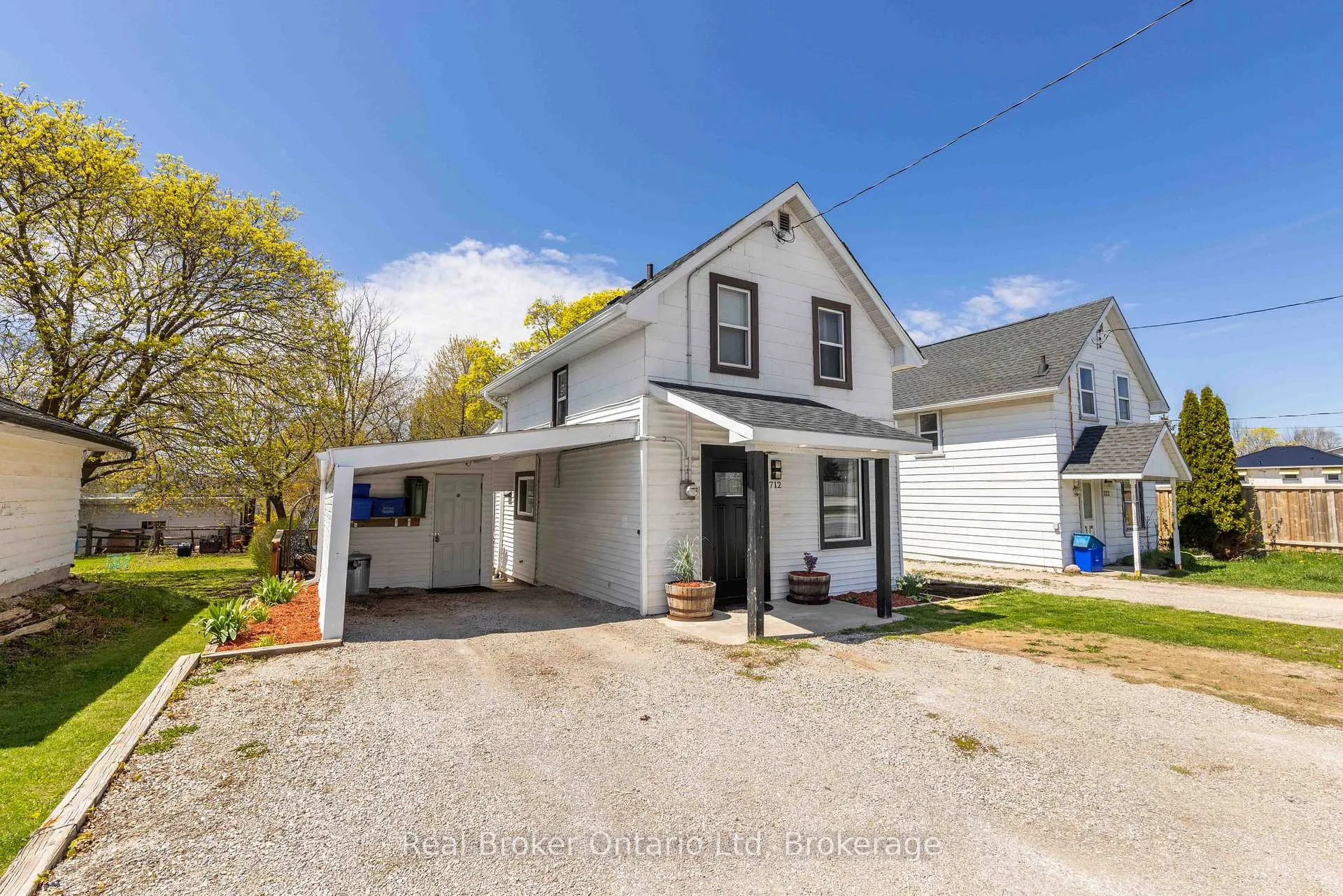 Photo 1 of 712 9th Avenue E, Owen Sound — HOMEH