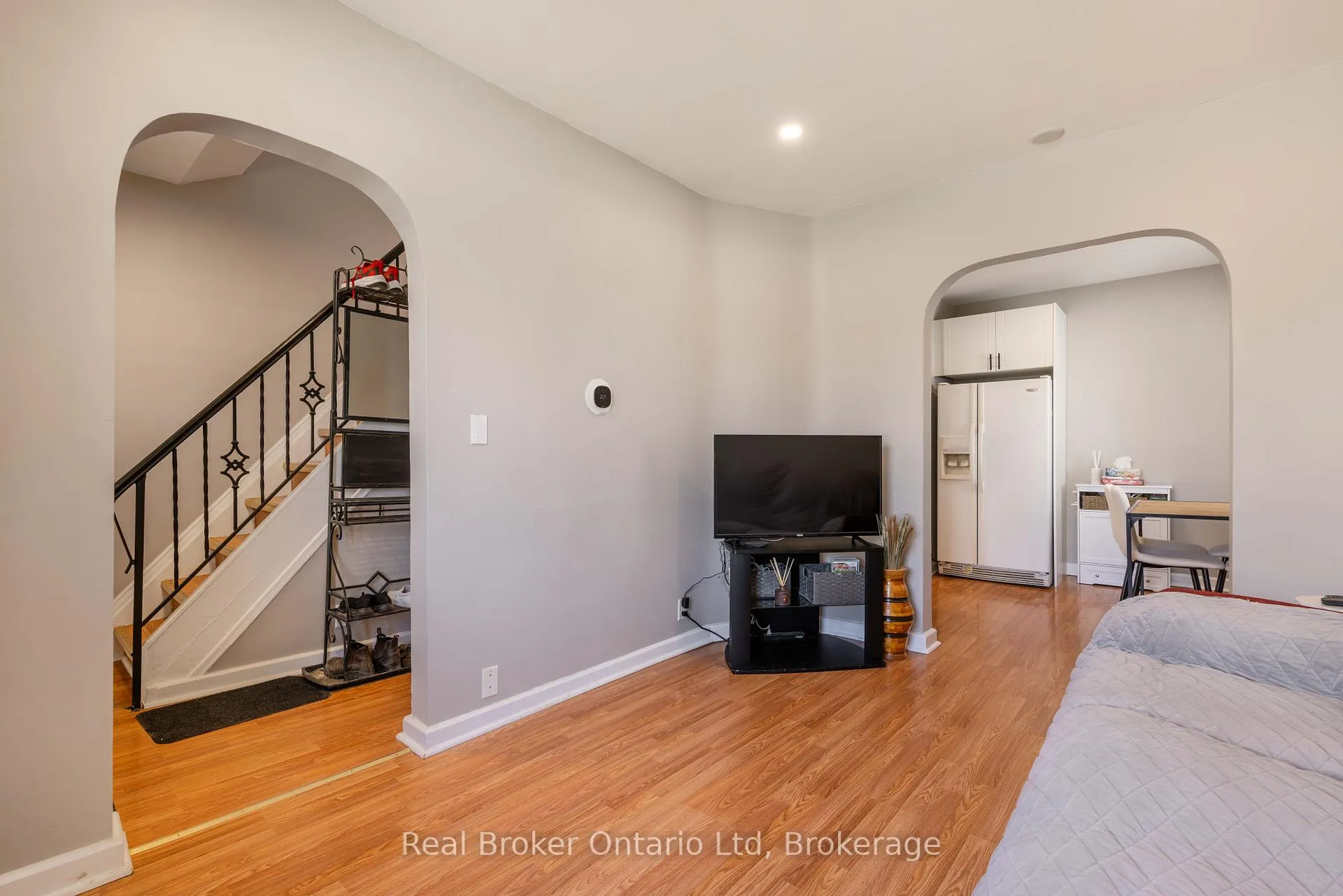 Photo 6 of 712 9th Avenue E, Owen Sound — HOMEH