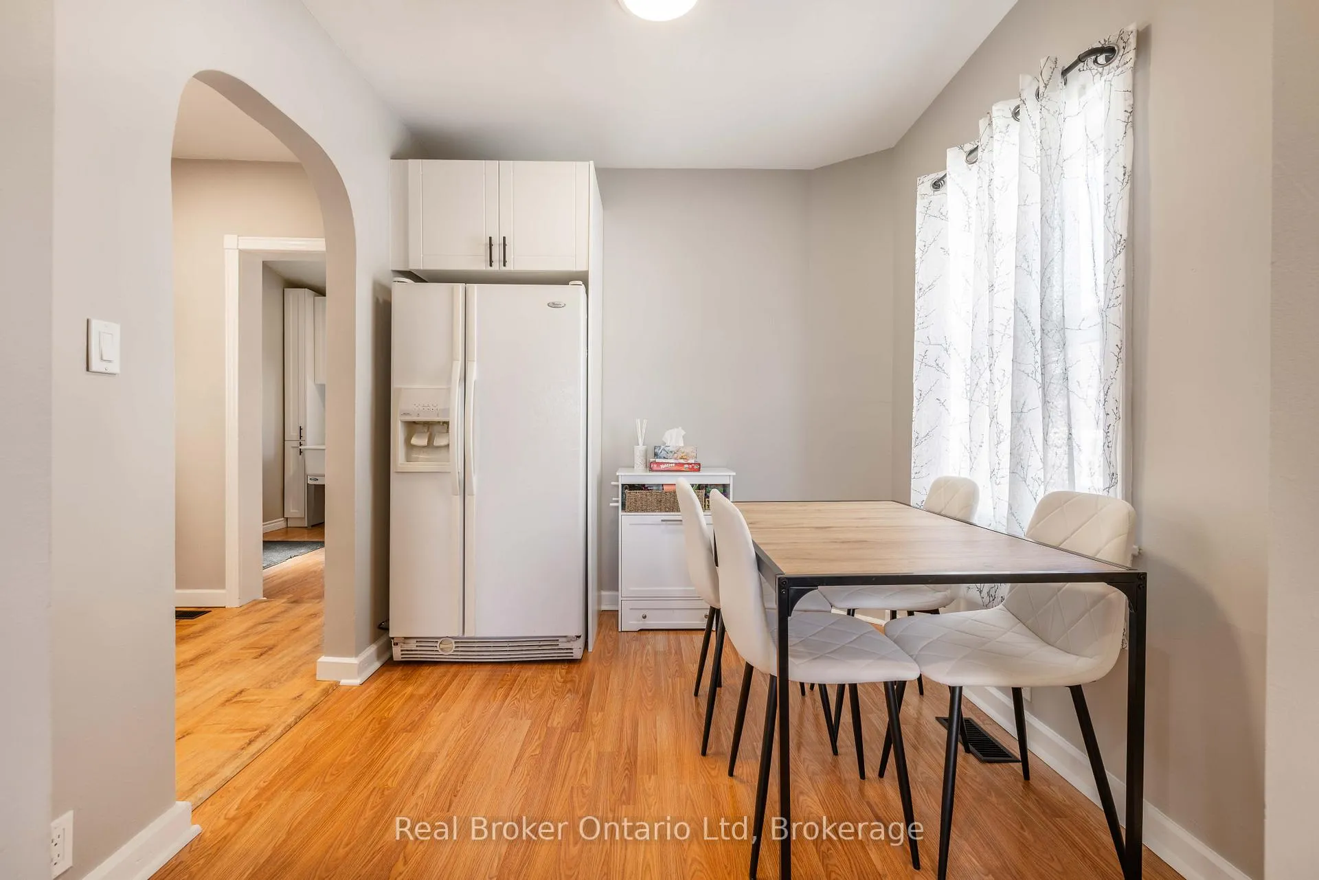 Photo 8 of 712 9th Avenue E, Owen Sound — HOMEH