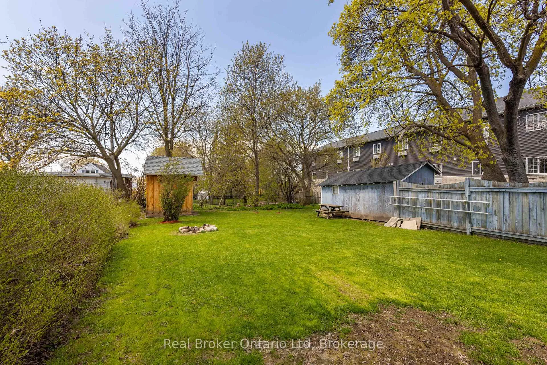 Photo 22 of 712 9th Avenue E, Owen Sound — HOMEH