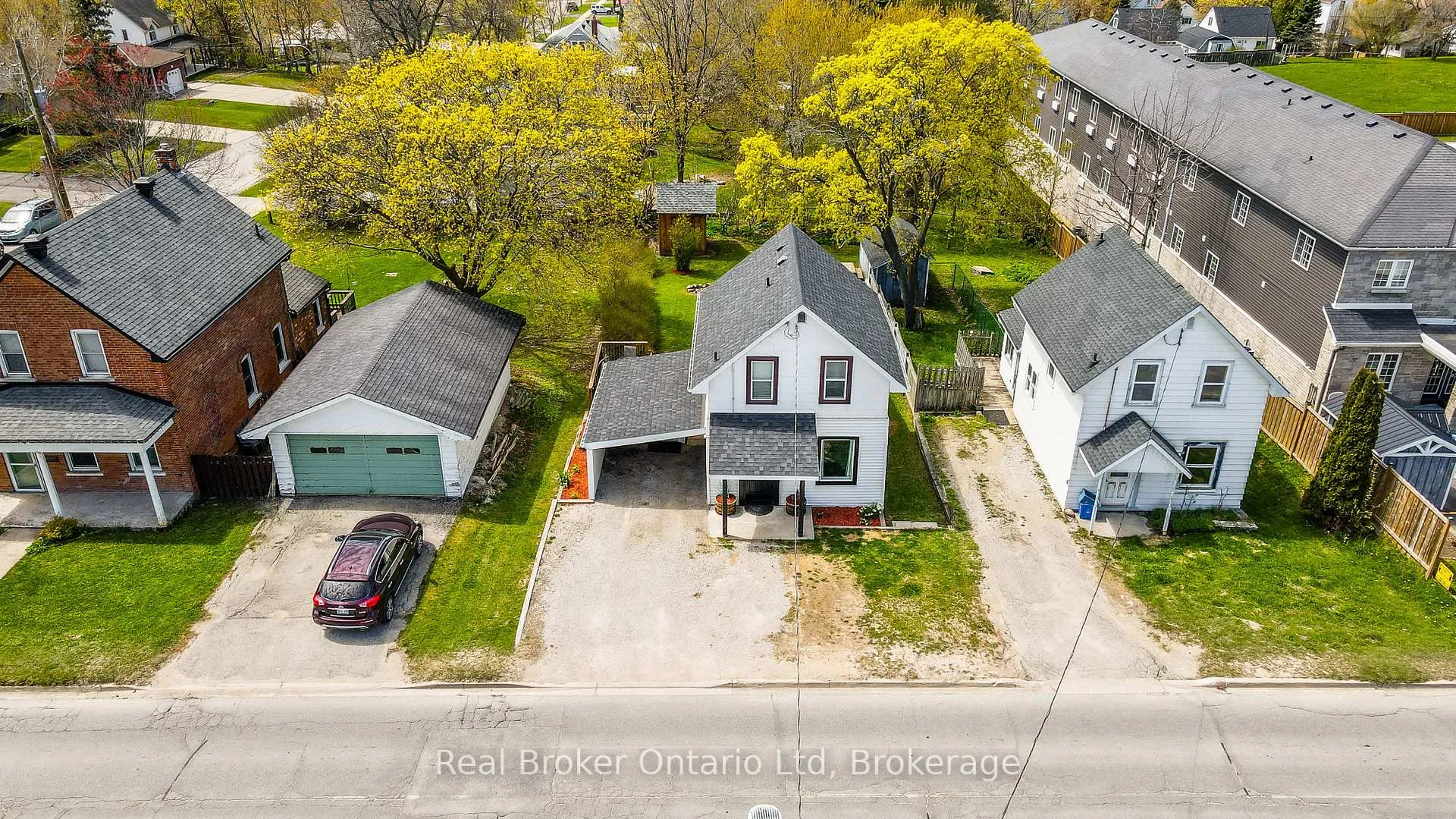 Photo 29 of 712 9th Avenue E, Owen Sound — HOMEH
