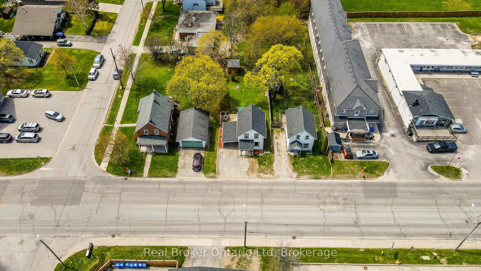 Photo 30 of 712 9th Avenue E, Owen Sound — HOMEH
