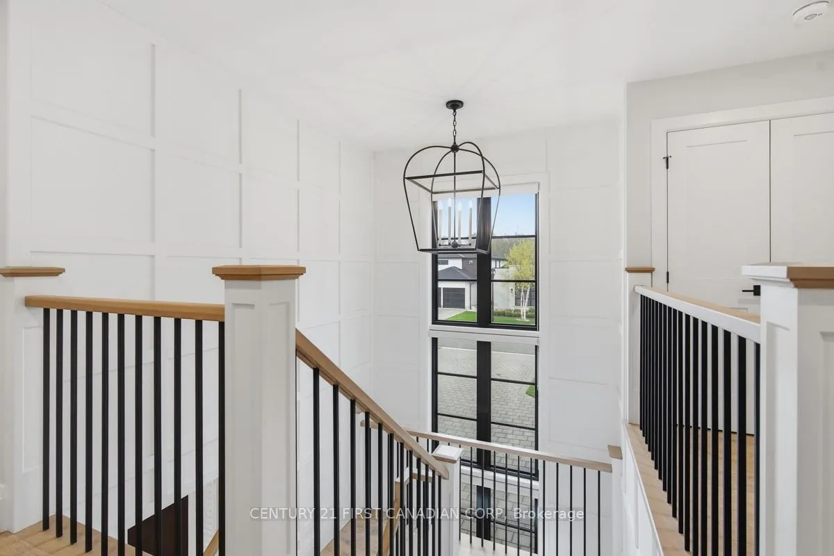 Photo 21 of 1729 Upper West Avenue, London, South B — HOMEH