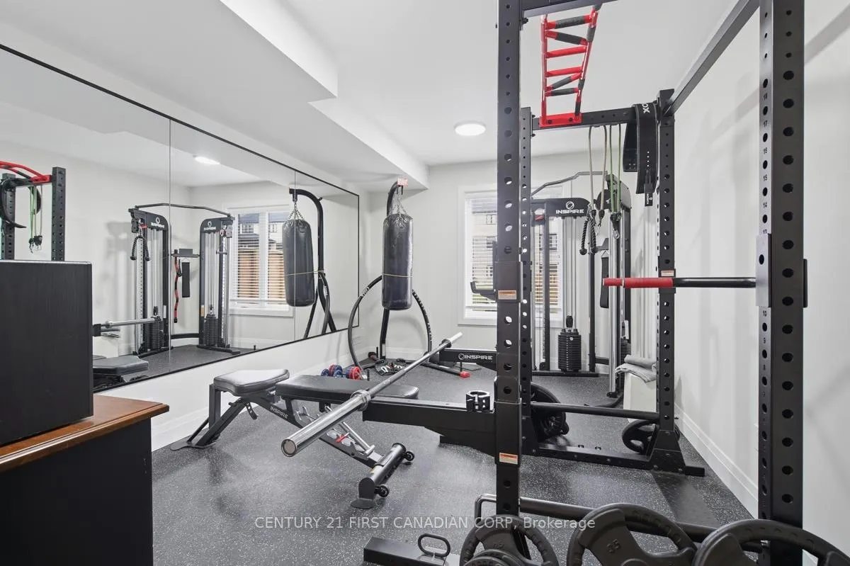 Photo 43 of 1729 Upper West Avenue, London, South B — HOMEH