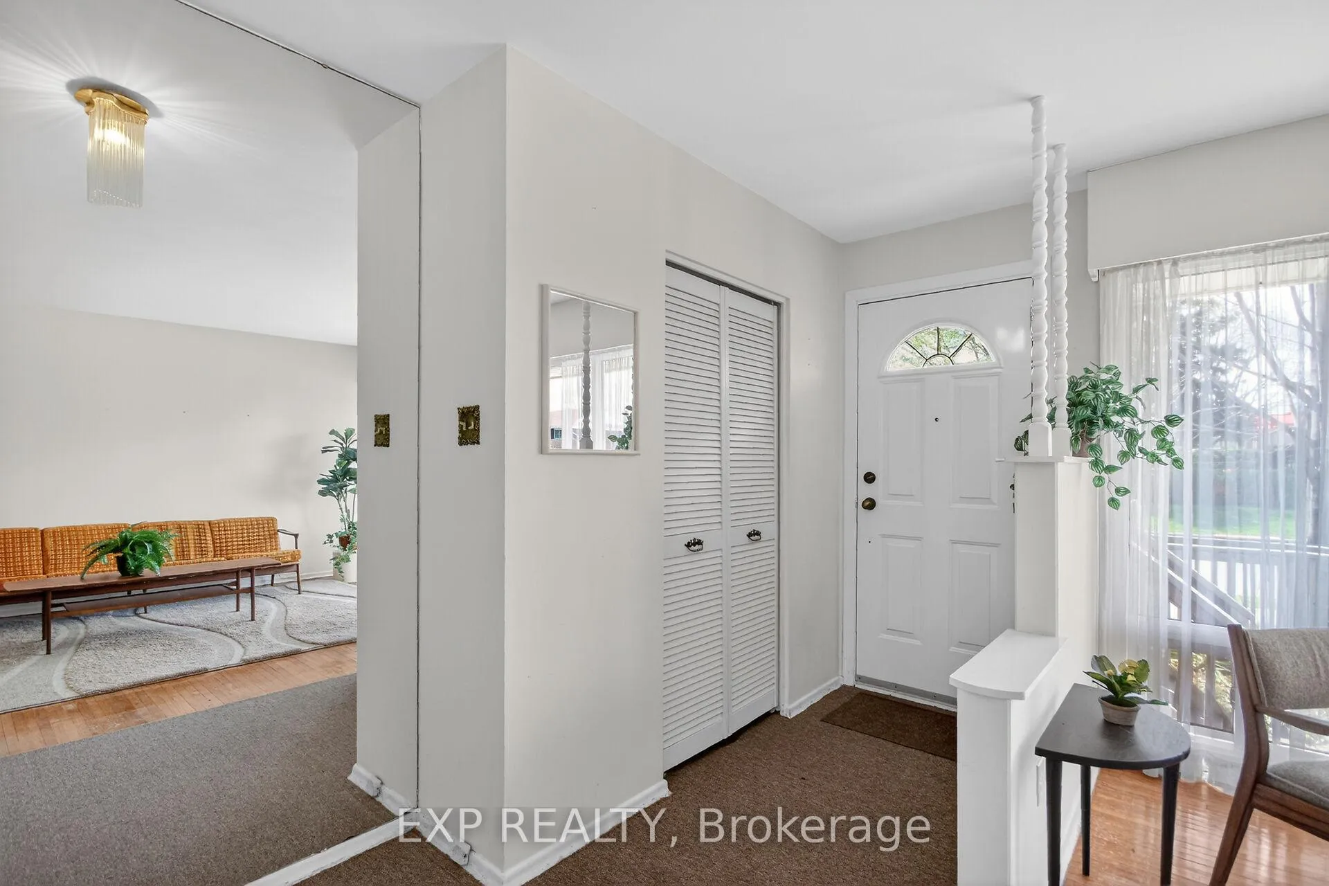 Photo 6 of 935 Pleasant Park Road, Ottawa, Elmvale Acres/Urbandale — HOMEH