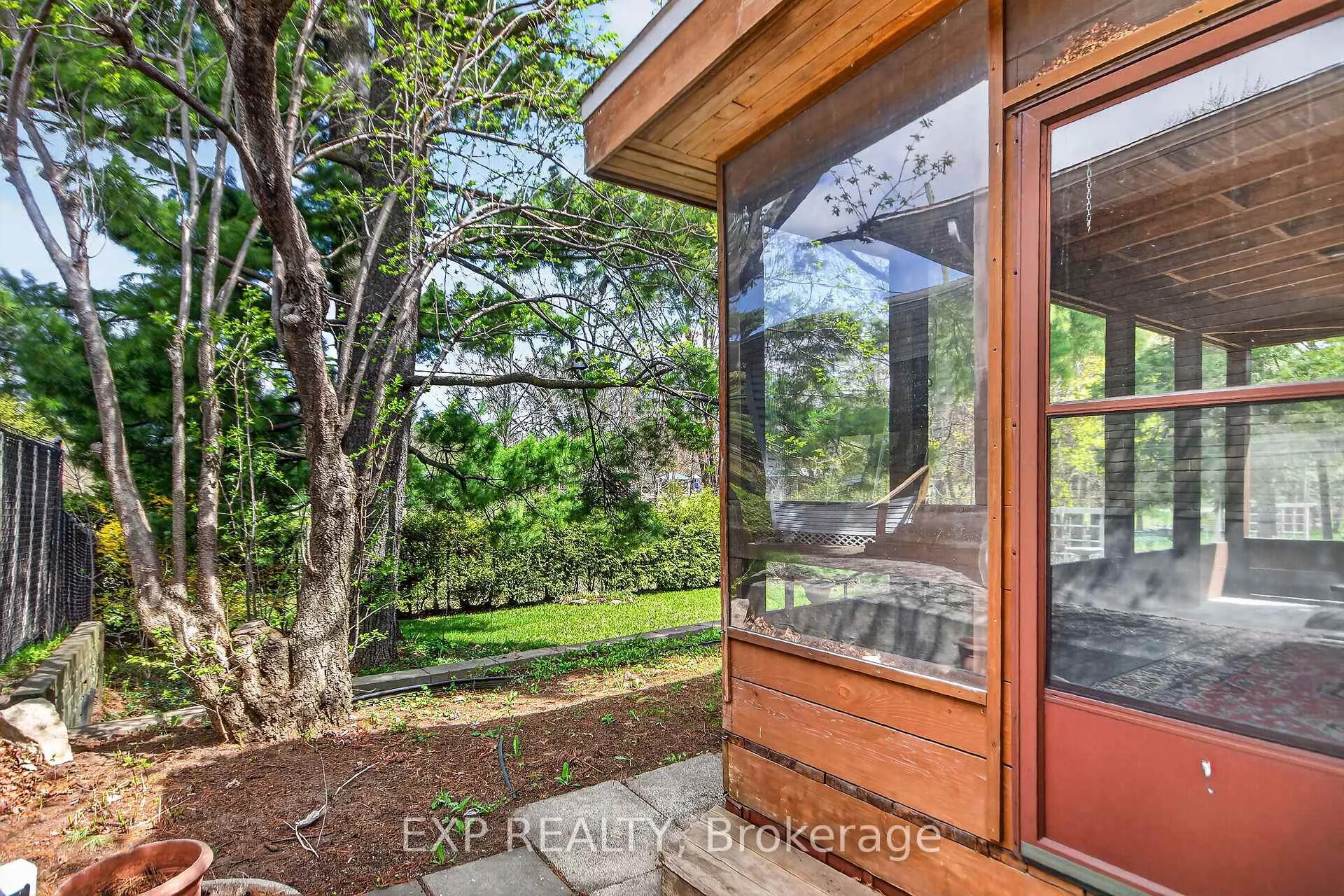 Photo 42 of 935 Pleasant Park Road, Ottawa, Elmvale Acres/Urbandale — HOMEH