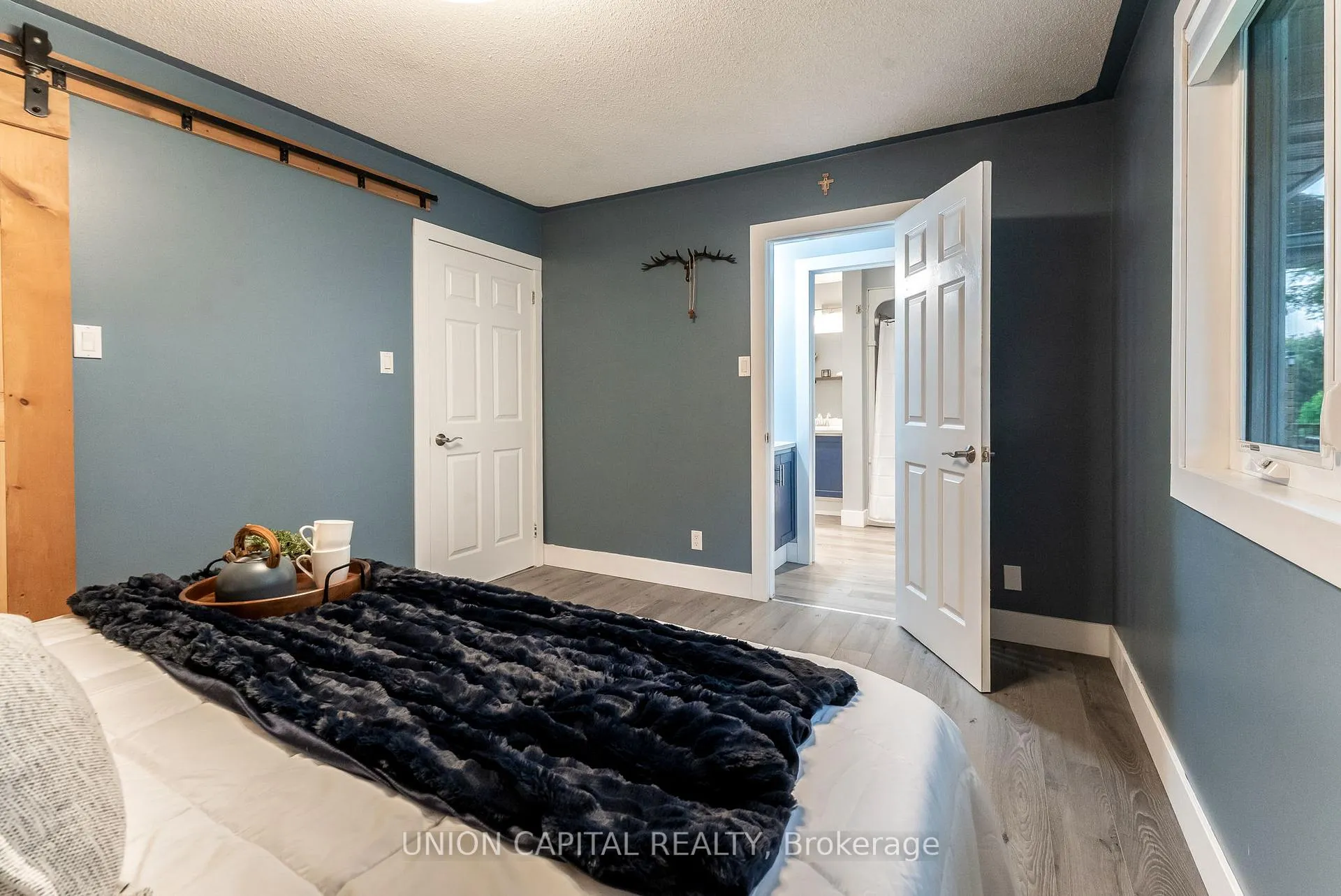 Photo 20 of 35 Jonathan Street, Uxbridge — HOMEH