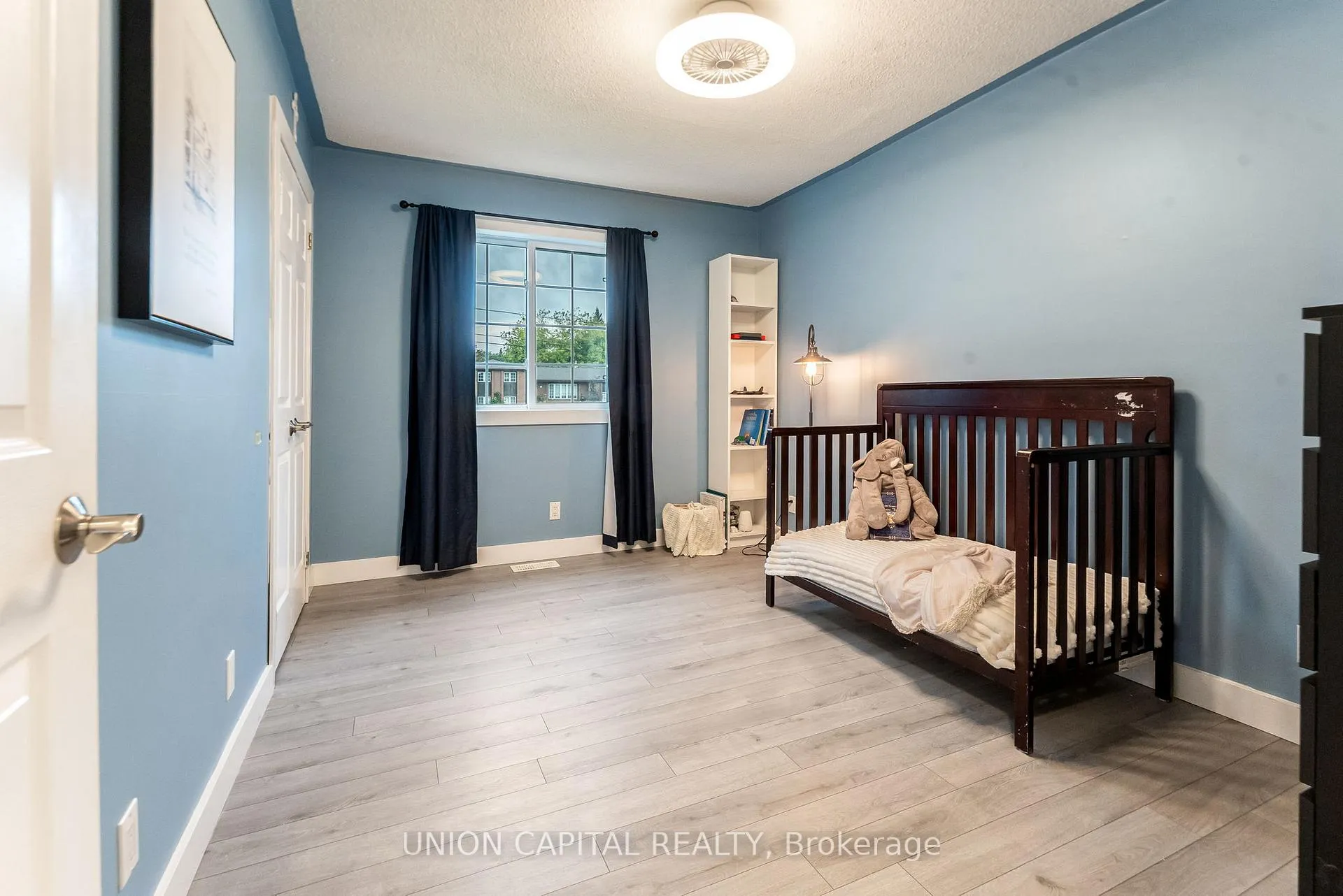 Photo 27 of 35 Jonathan Street, Uxbridge — HOMEH