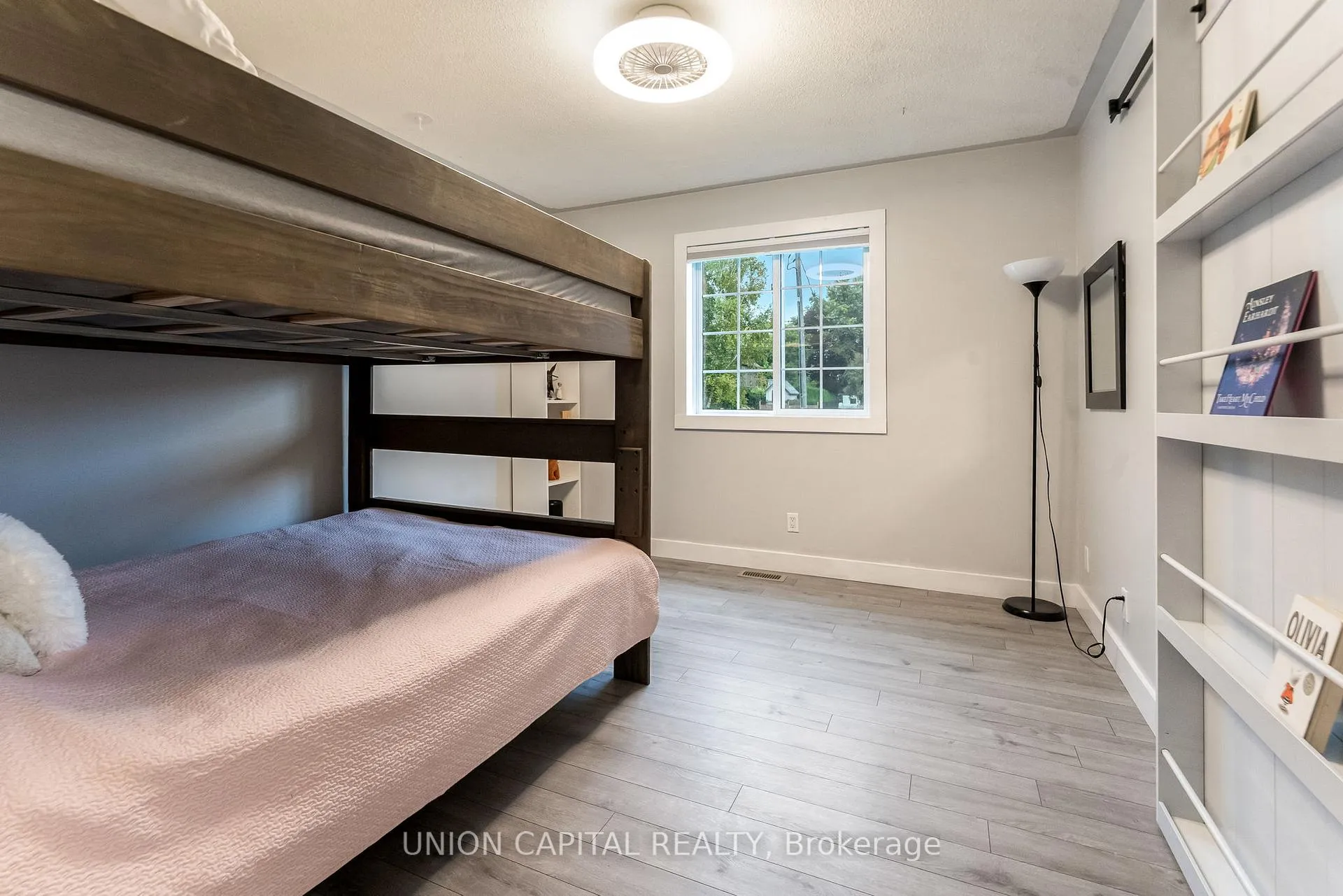 Photo 29 of 35 Jonathan Street, Uxbridge — HOMEH
