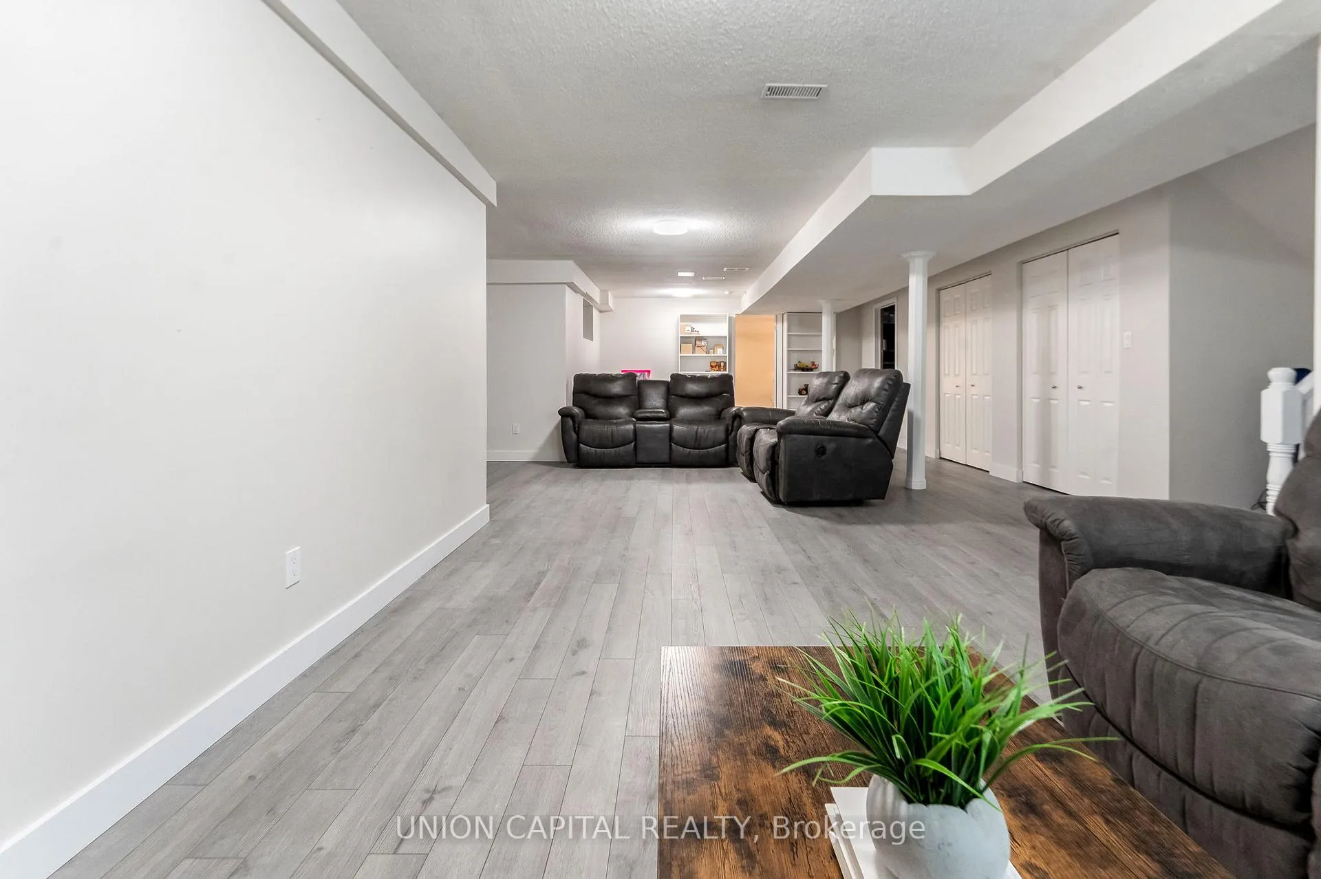 Photo 32 of 35 Jonathan Street, Uxbridge — HOMEH