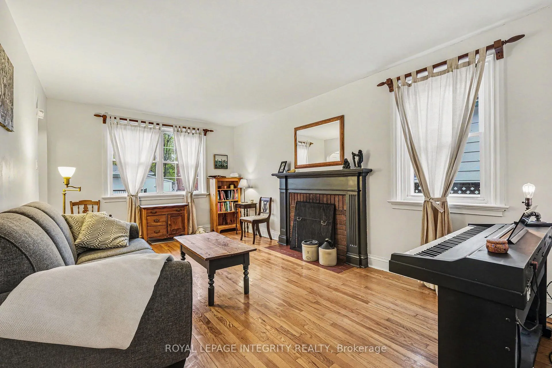 Photo 7 of 15 Beverley Avenue, Ottawa, Hintonburg — HOMEH