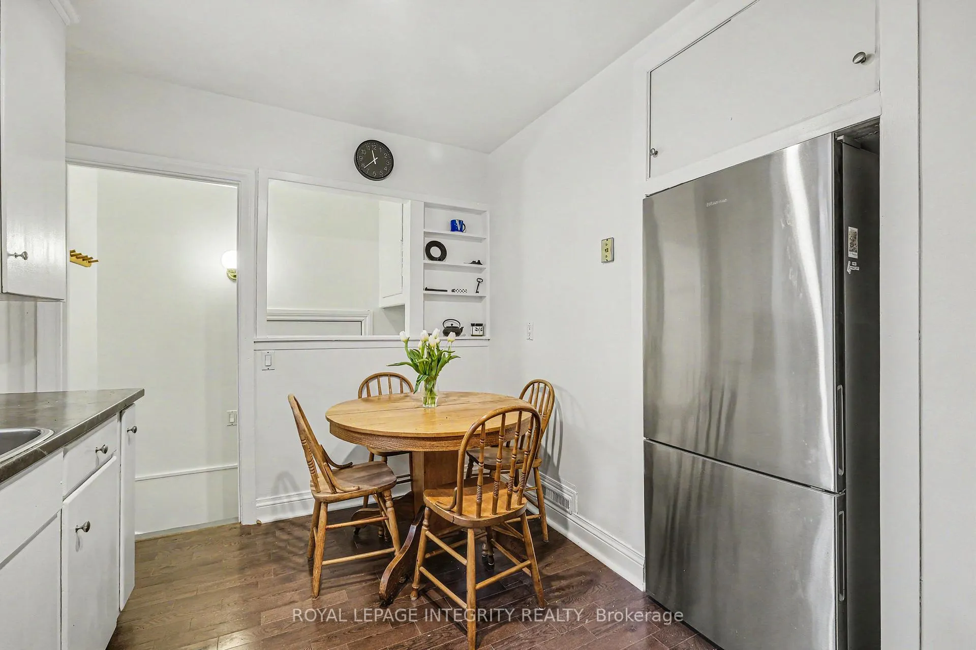 Photo 12 of 15 Beverley Avenue, Ottawa, Hintonburg — HOMEH