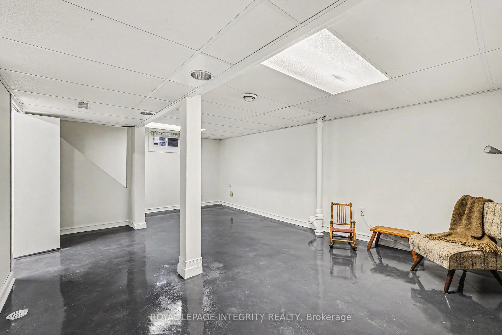 Photo 21 of 15 Beverley Avenue, Ottawa, Hintonburg — HOMEH