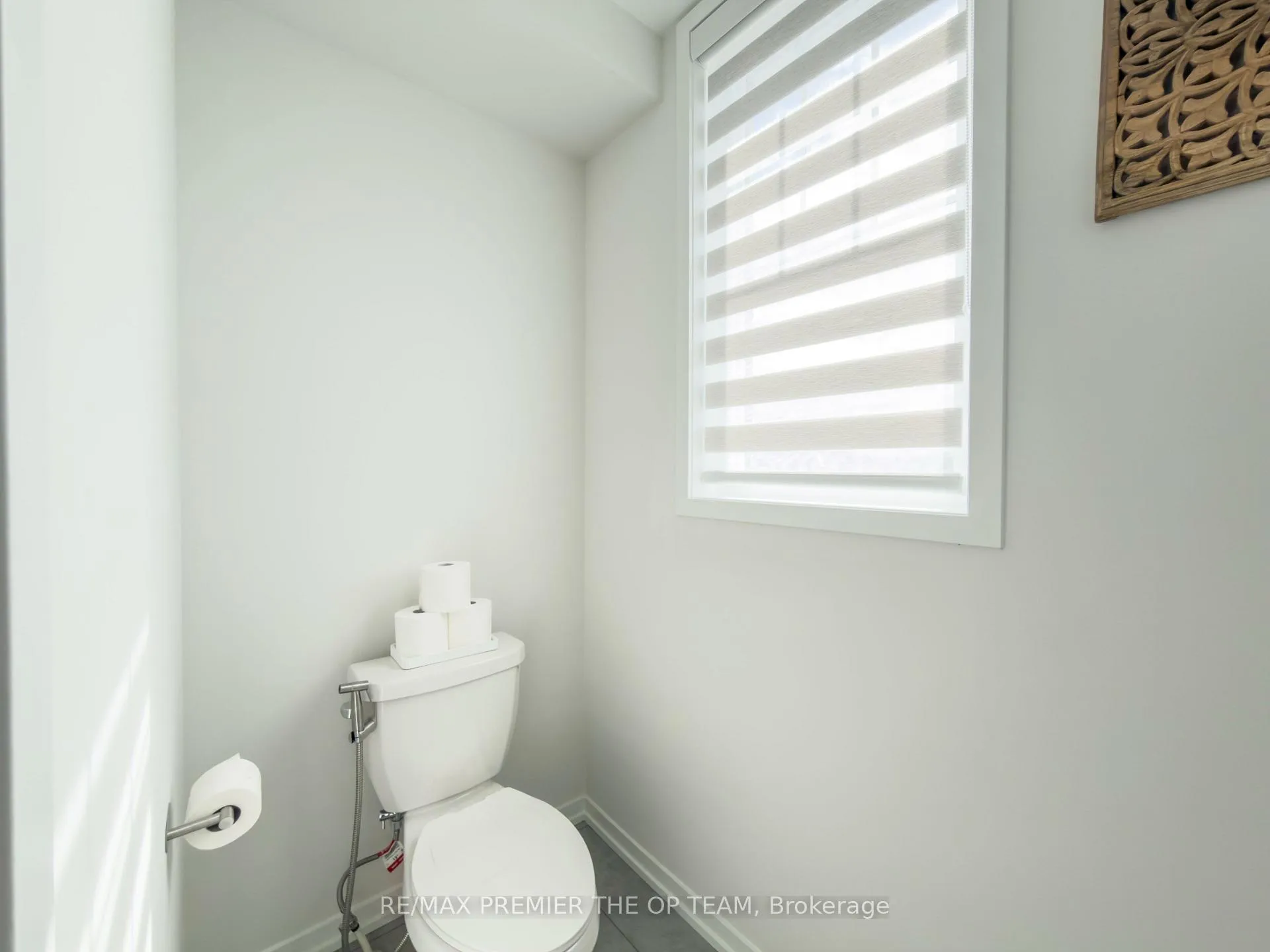 Photo 11 of 22 Pierre Berton Boulevard, Vaughan, Kleinburg — HOMEH