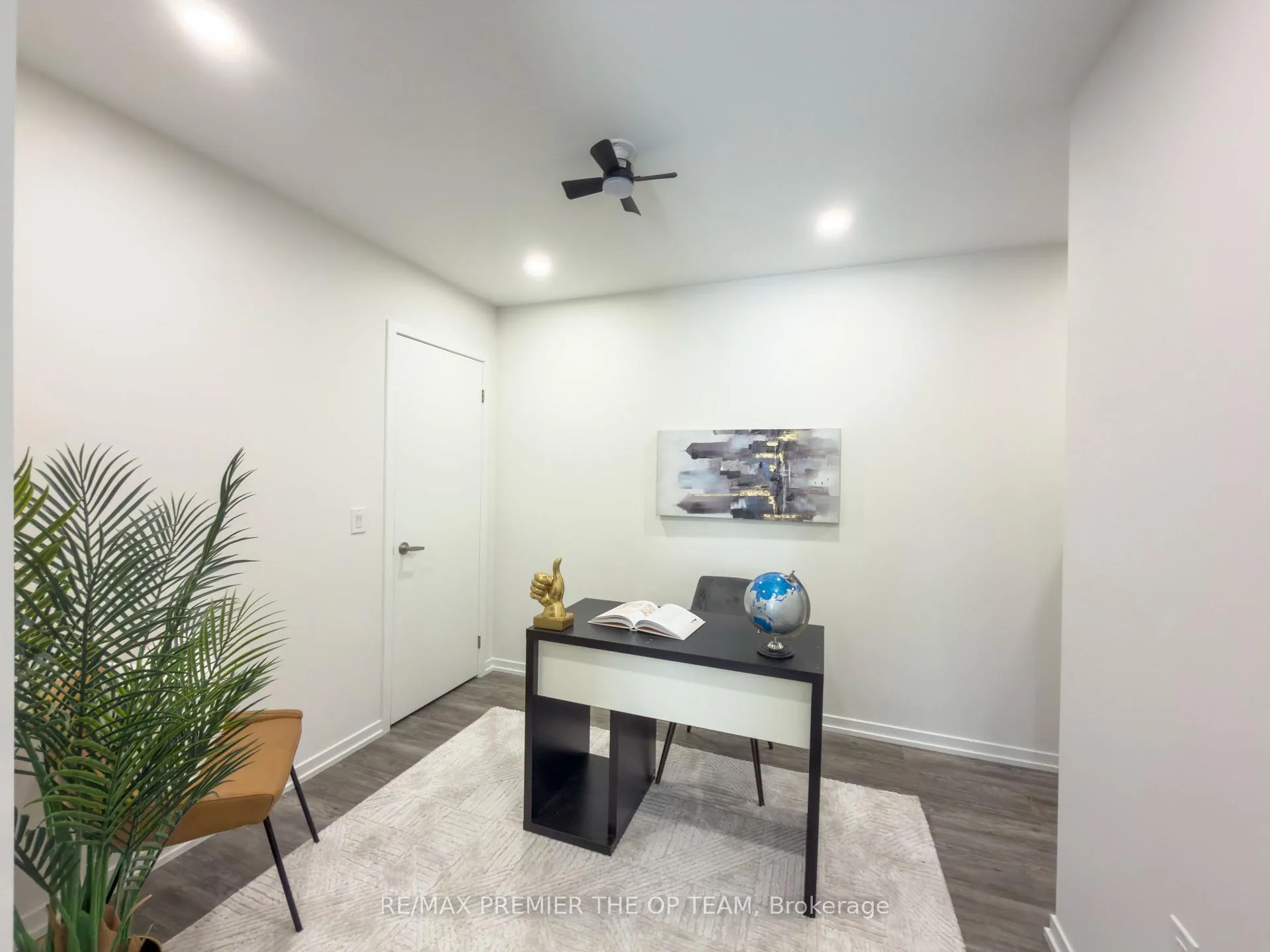 Photo 14 of 22 Pierre Berton Boulevard, Vaughan, Kleinburg — HOMEH