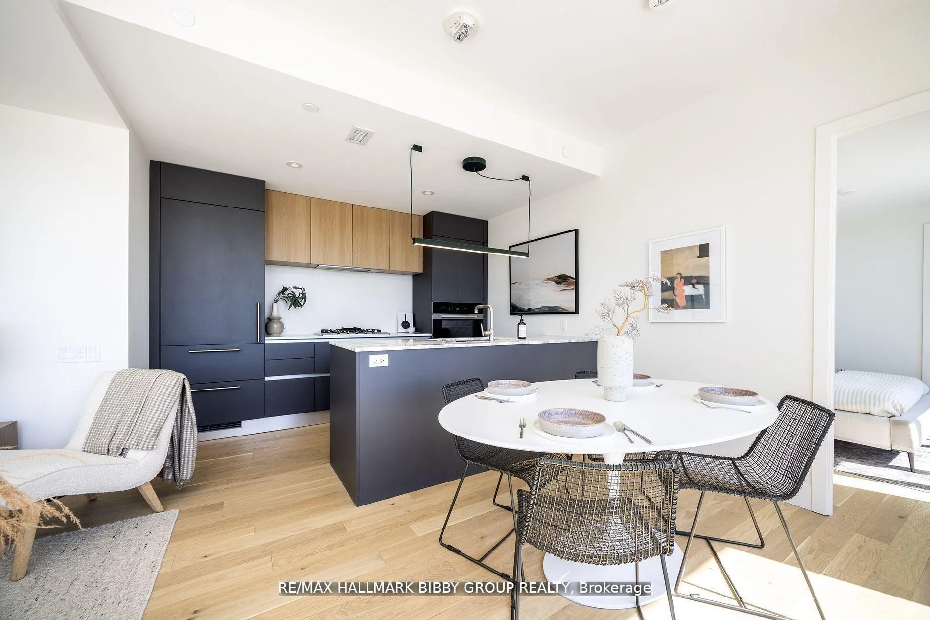 Photo 12 of Unit 701, 1414 Bayview Avenue, Toronto, Mount Pleasant East — HOMEH