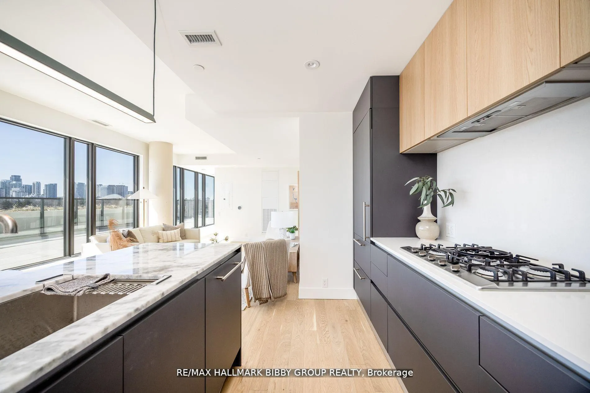 Photo 15 of Unit 701, 1414 Bayview Avenue, Toronto, Mount Pleasant East — HOMEH