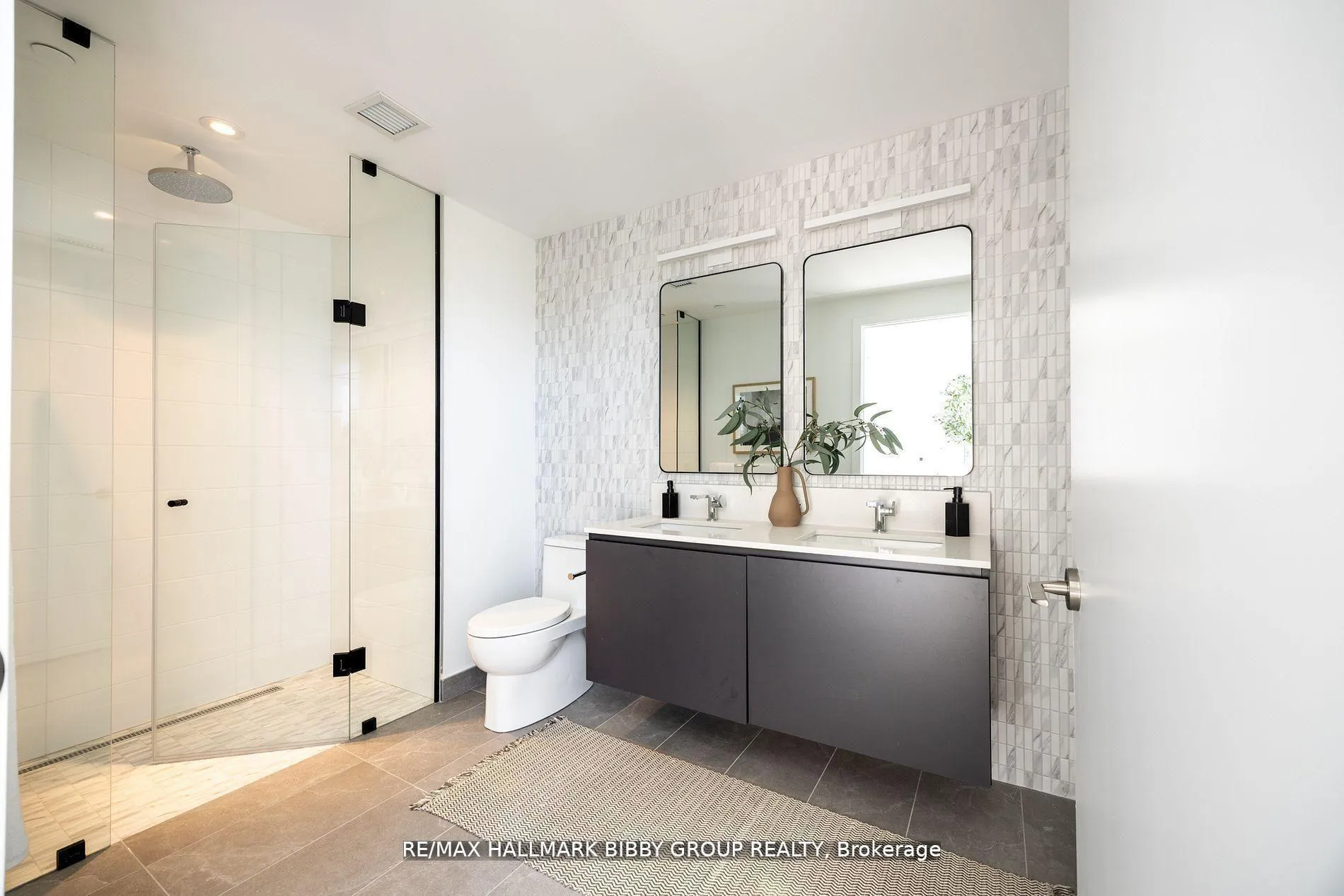 Photo 18 of Unit 701, 1414 Bayview Avenue, Toronto, Mount Pleasant East — HOMEH
