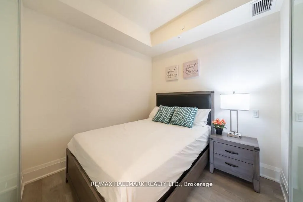 Photo 16 of Unit PH01, 30 Roehampton Avenue, Toronto, Mount Pleasant East — HOMEH