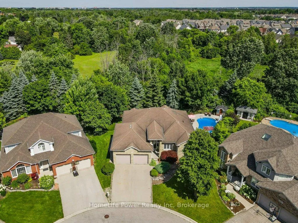 Photo 2 of 16 Elderberry Court, Guelph, Pineridge/Westminster Woods — HOMEH