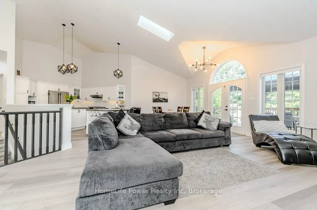 Photo 13 of 16 Elderberry Court, Guelph, Pineridge/Westminster Woods — HOMEH