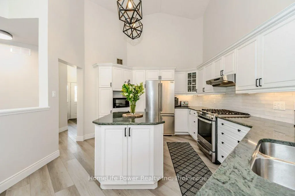 Photo 20 of 16 Elderberry Court, Guelph, Pineridge/Westminster Woods — HOMEH