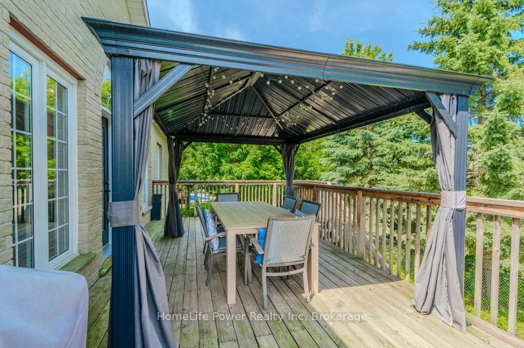 Photo 42 of 16 Elderberry Court, Guelph, Pineridge/Westminster Woods — HOMEH