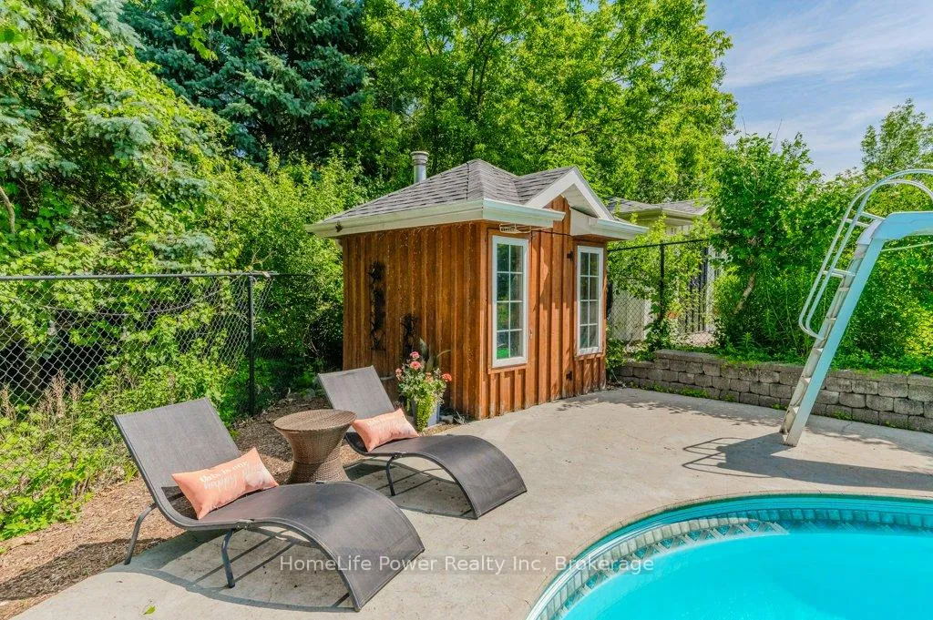Photo 50 of 16 Elderberry Court, Guelph, Pineridge/Westminster Woods — HOMEH