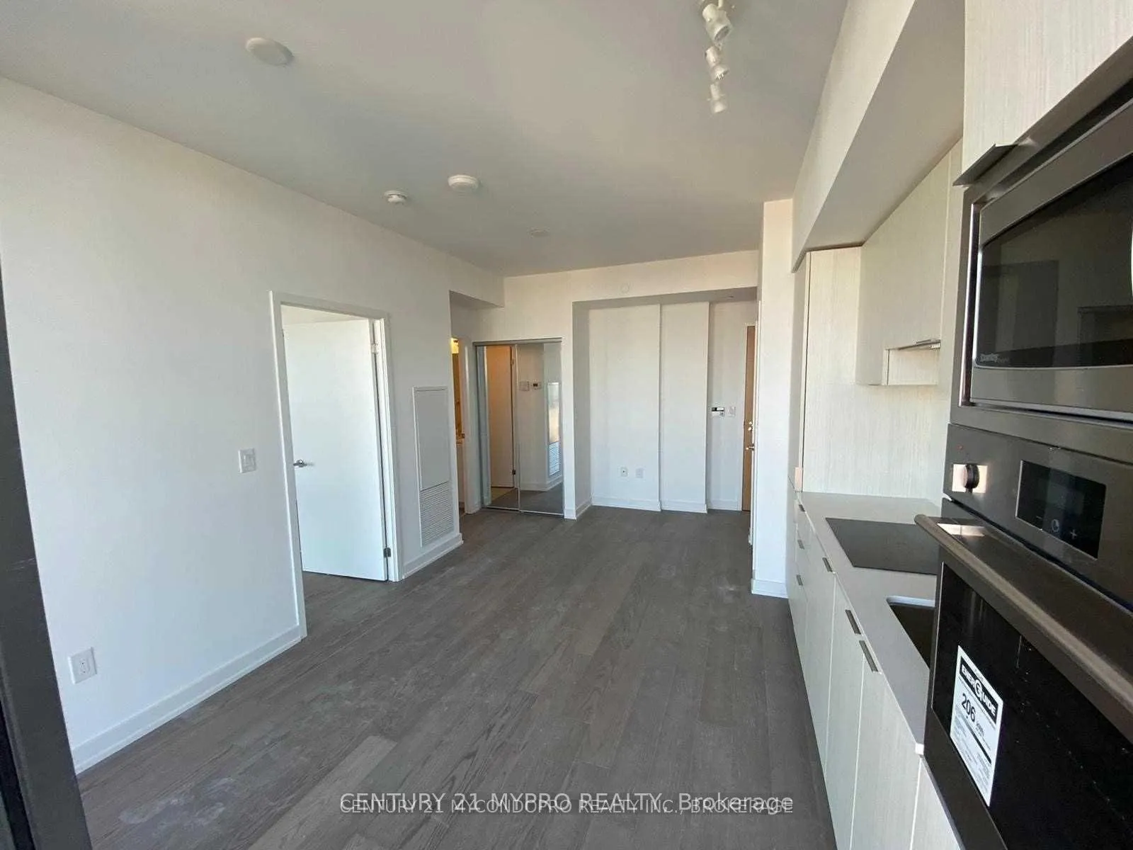 Photo 1 of Unit 4513, 11 Wellesley Street, Toronto, Bay Street Corridor — HOMEH