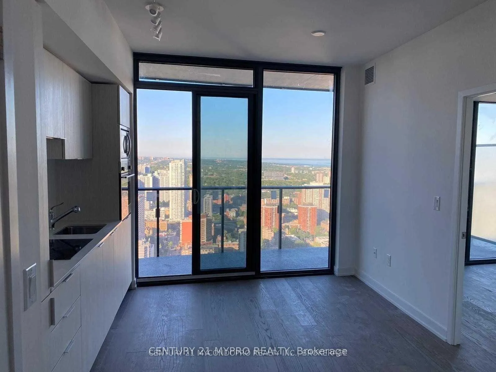 Photo 2 of Unit 4513, 11 Wellesley Street, Toronto, Bay Street Corridor — HOMEH