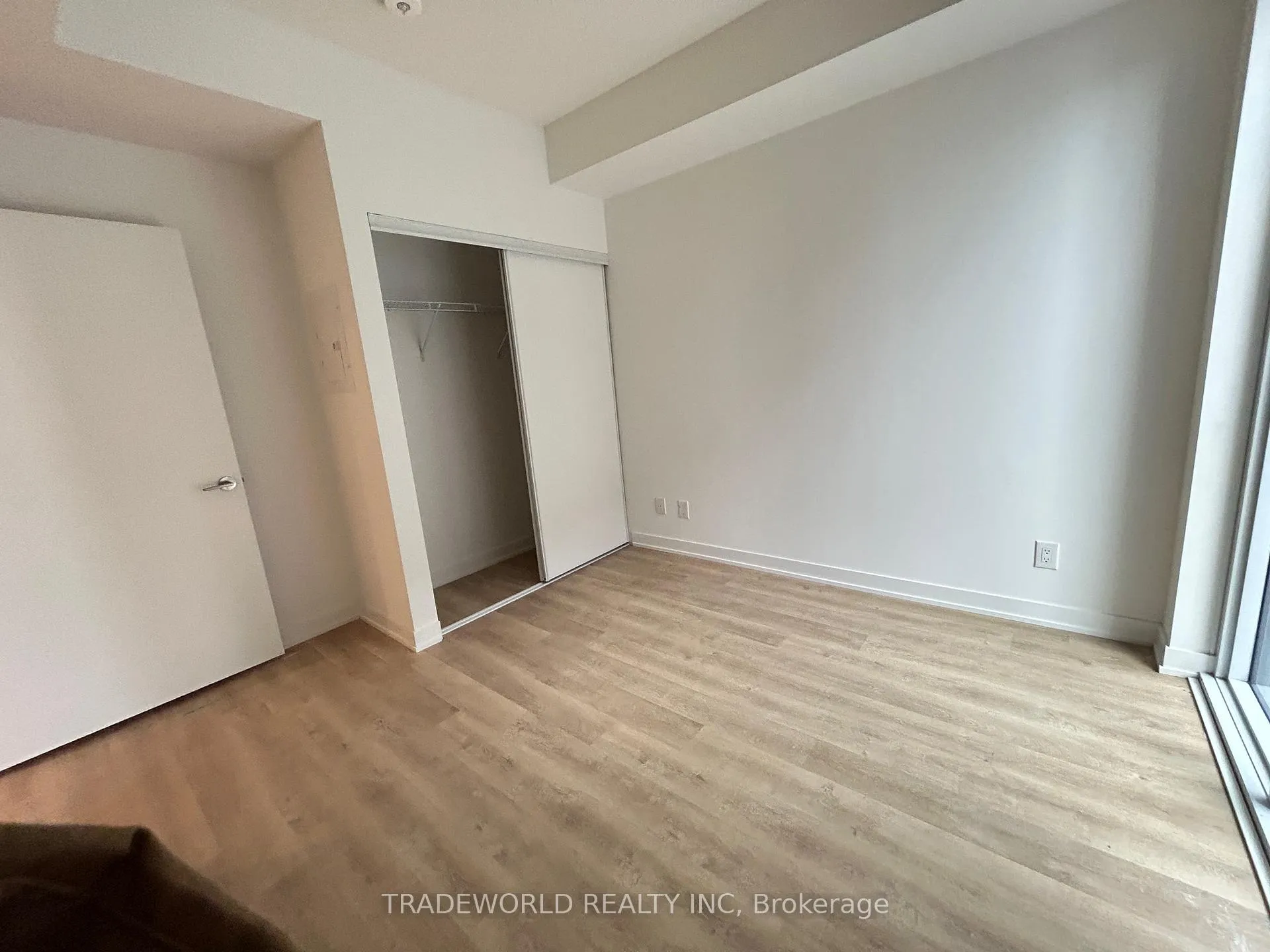 Photo 4 of Unit 508, 8119 Birchmount Road, Markham, Unionville — HOMEH