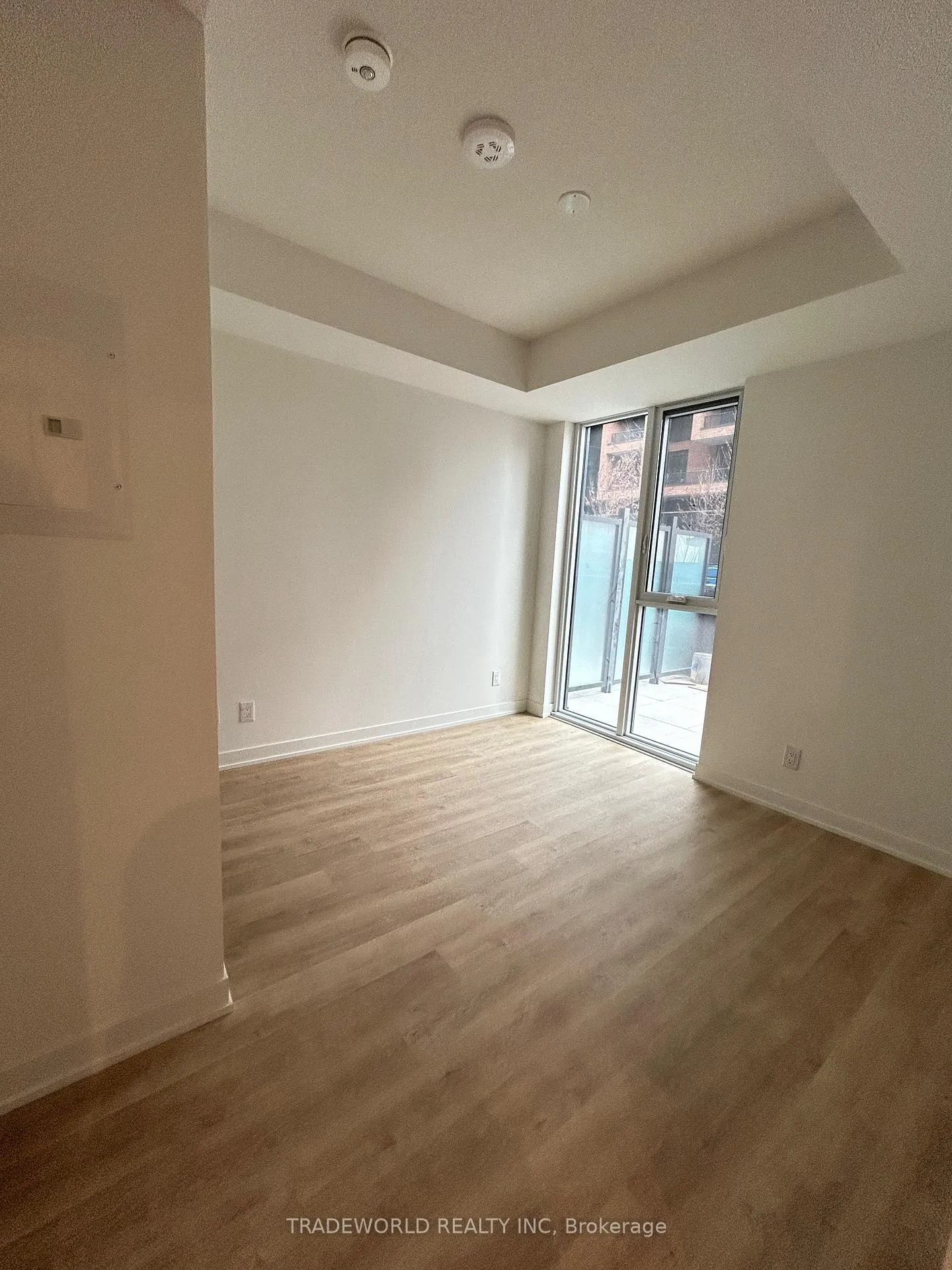 Photo 5 of Unit 508, 8119 Birchmount Road, Markham, Unionville — HOMEH