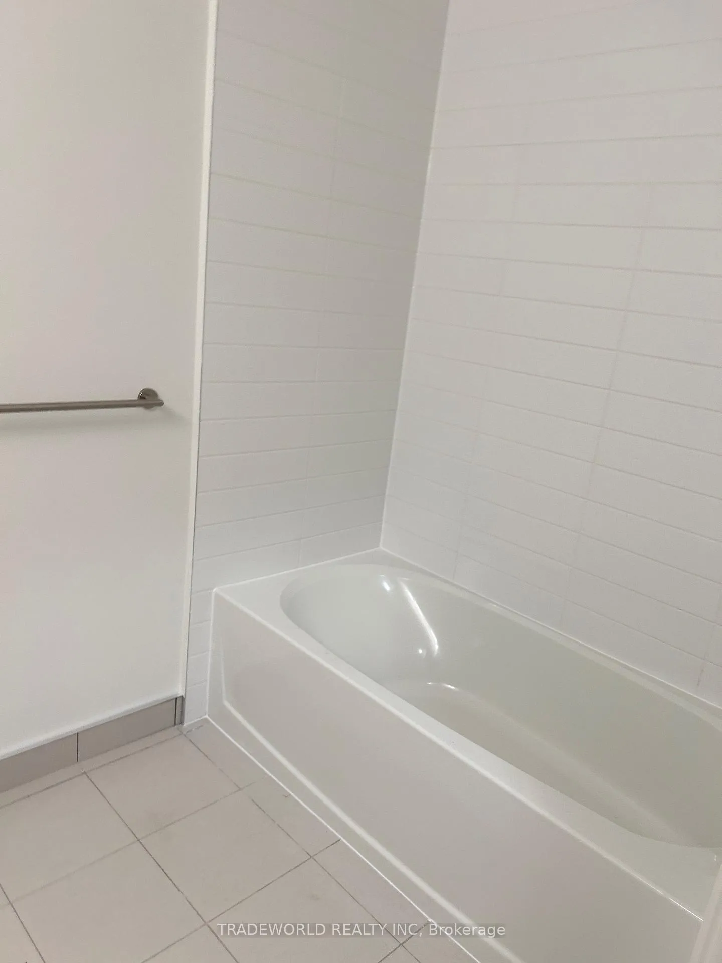 Photo 8 of Unit 508, 8119 Birchmount Road, Markham, Unionville — HOMEH