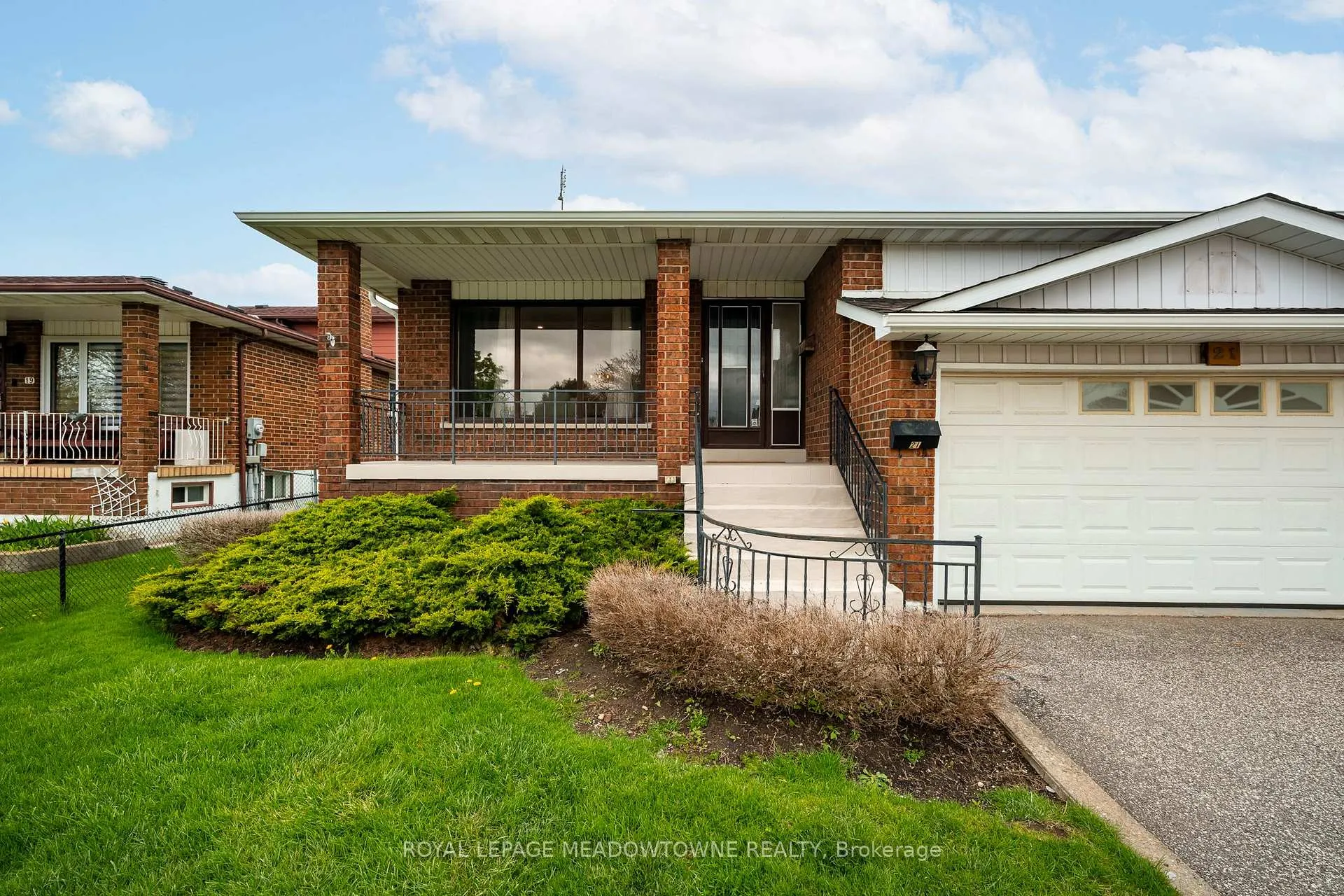 Photo 3 of 21 Leander Street, Brampton, Westgate — HOMEH