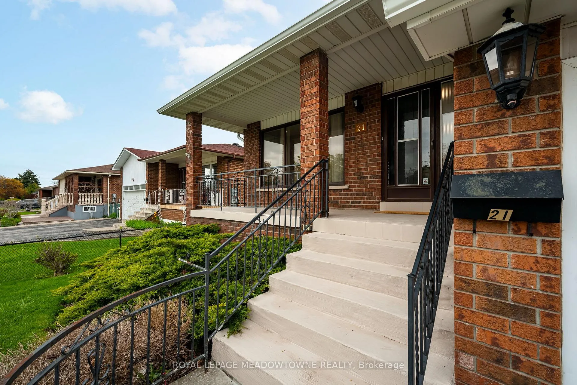 Photo 8 of 21 Leander Street, Brampton, Westgate — HOMEH